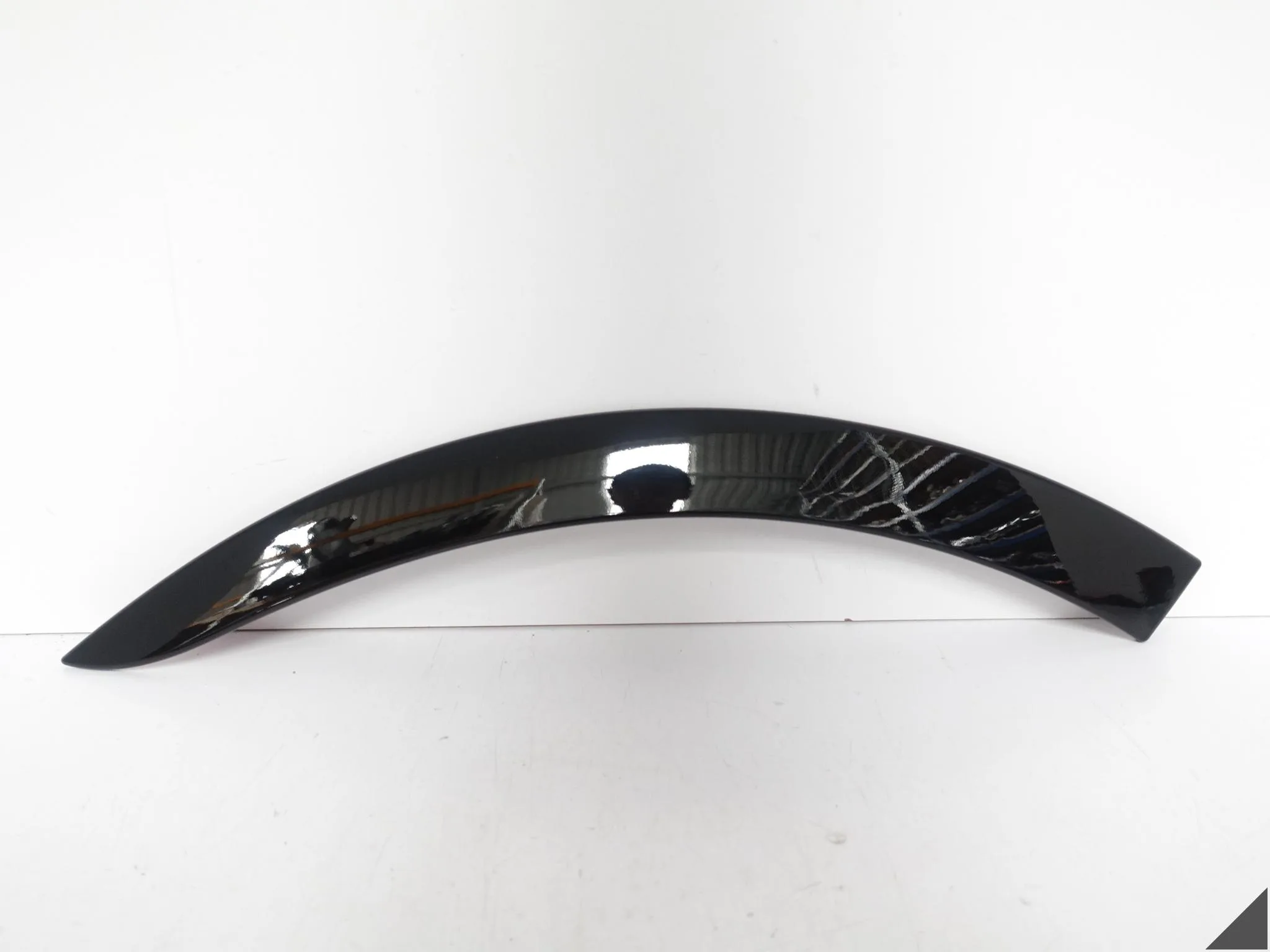 KIA SOUL II 2 13-19 LISTWA NAKŁADKA NA BŁOTNIK PRAWA TYŁ B2F46-AB3B0 KIA SOUL II 2 13-19 LISTWA NAKŁADKA NA BŁOTNIK PRAWA TYŁ B2F46-AB3B0