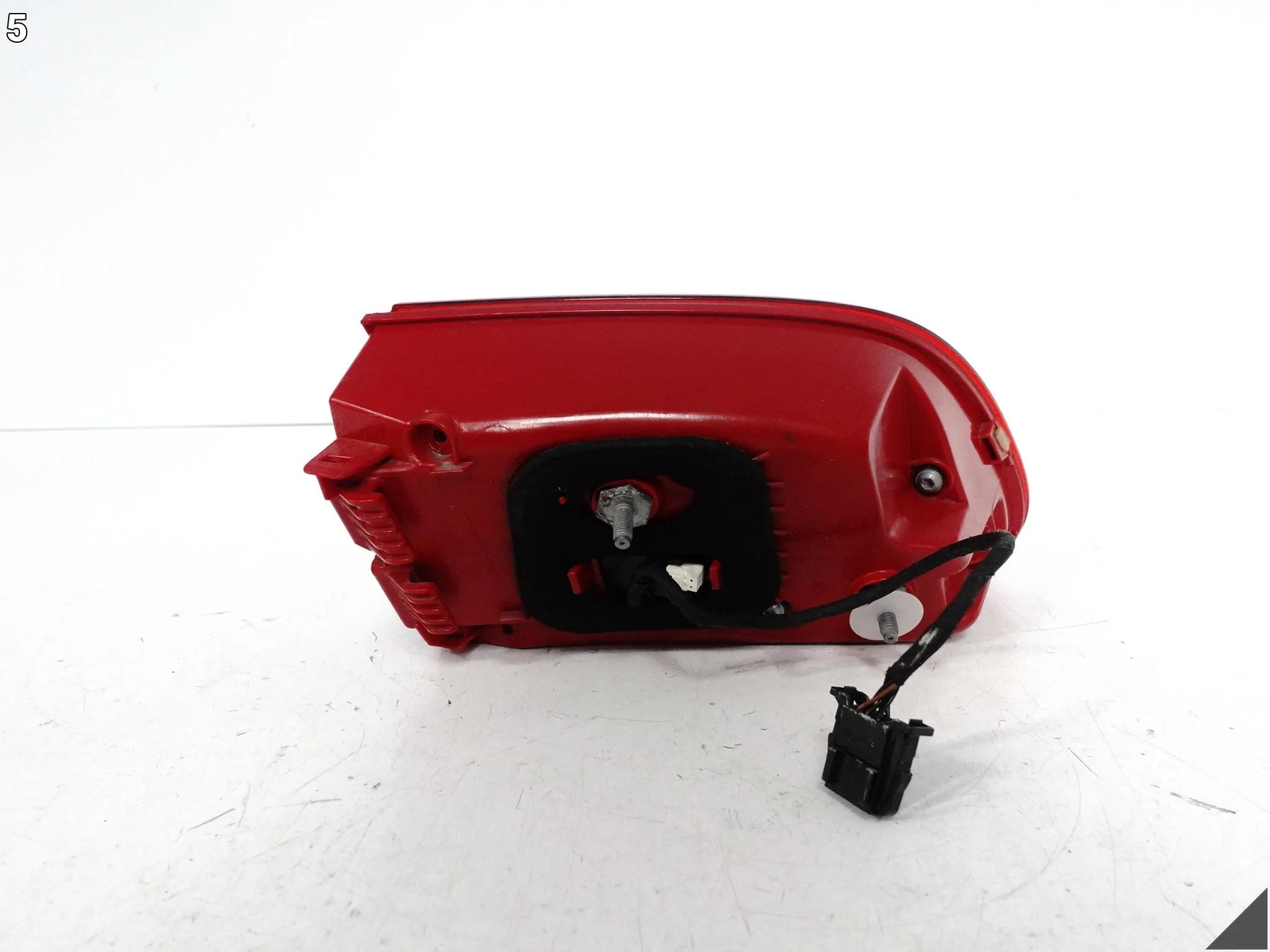 PORSCHE MACAN 95B 14-18 LAMPA LED W KLAPĘ PRAWA TYŁ EU 95B945094F PORSCHE MACAN 95B 14-18 LAMPA LED W KLAPĘ PRAWA TYŁ EU 95B945094F - obrazek 6