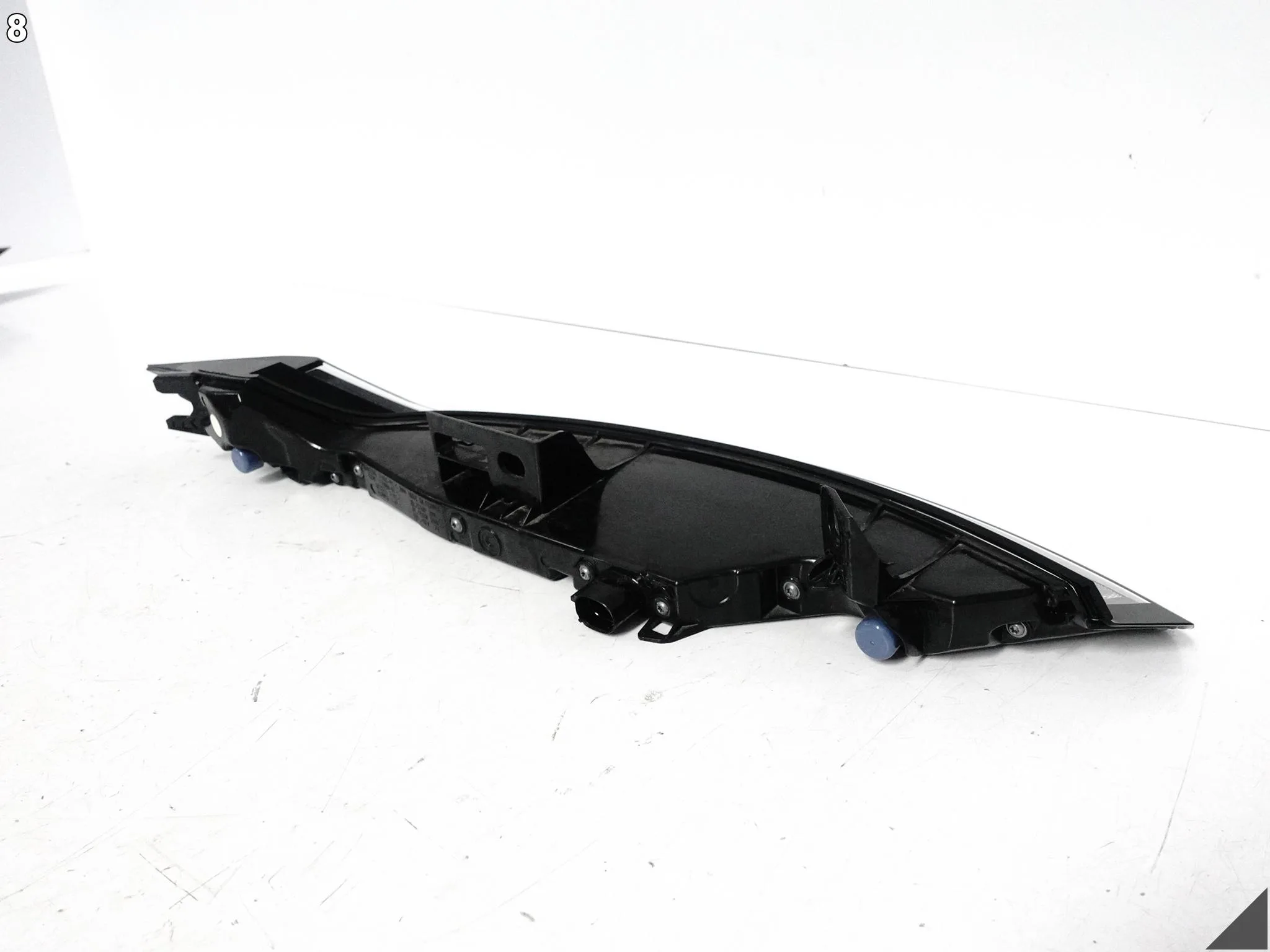 PORSCHE 911 992 EXCLUSIVE 19- LAMPA LED W BŁOTNIK PRAWA TYŁ EU 9P5945092B PORSCHE 911 992 EXCLUSIVE 19- LAMPA LED W BŁOTNIK PRAWA TYŁ EU 9P5945092B - obrazek 9