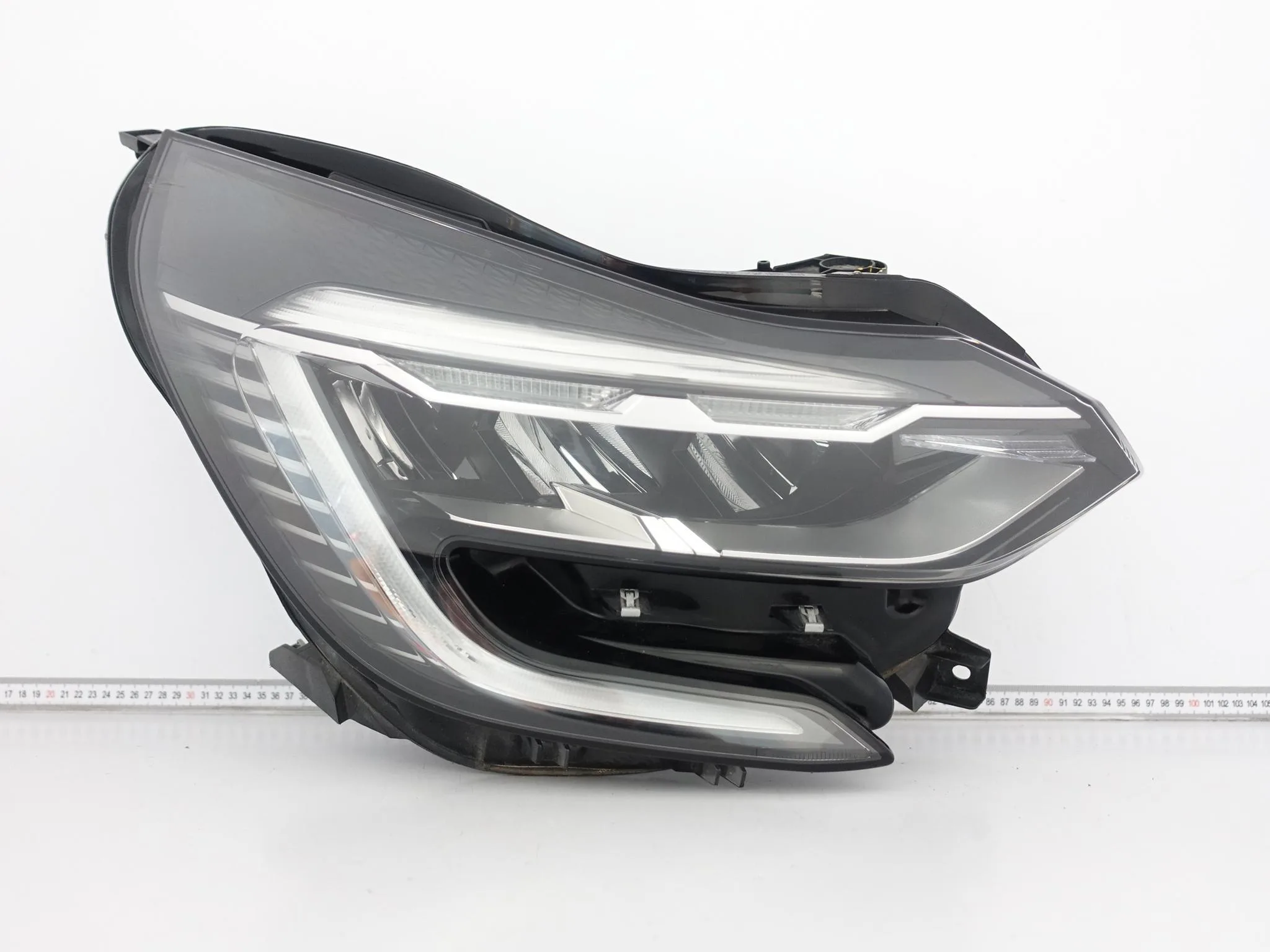RENAULT CAPTUR II 2 19-24 LAMPA FULL LED PURE VISION PRAWA PRZÓD EUROPA RENAULT CAPTUR II 2 19-24 LAMPA FULL LED PURE VISION PRAWA PRZÓD EUROPA