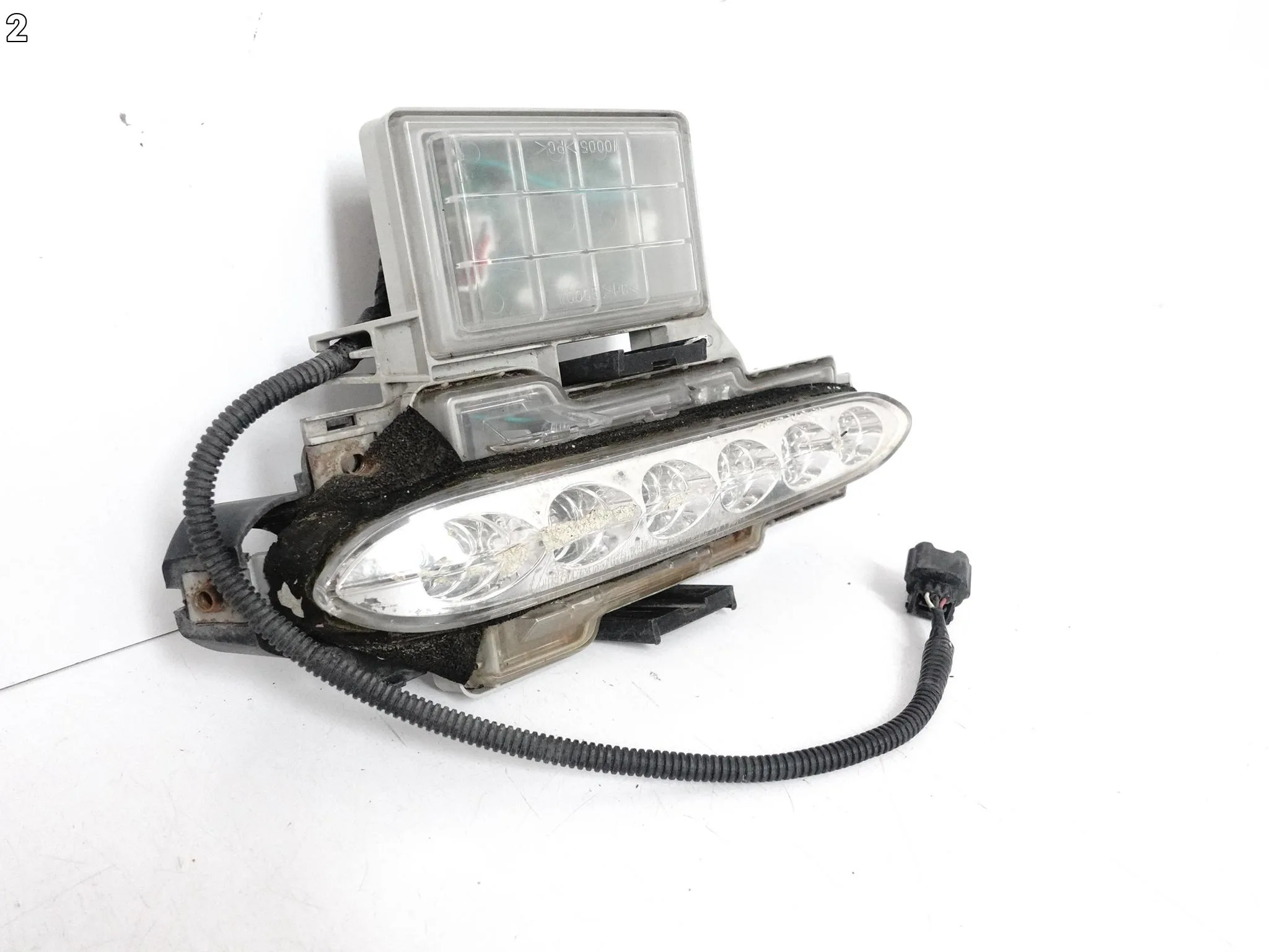 NISSAN GT-R GTR LIFT R35 12-16 HALOGEN LED DRL PRAWY W ZDERZAK PRZÓD NISSAN GT-R GTR LIFT R35 12-16 HALOGEN LED DRL PRAWY W ZDERZAK PRZÓD - obrazek 3