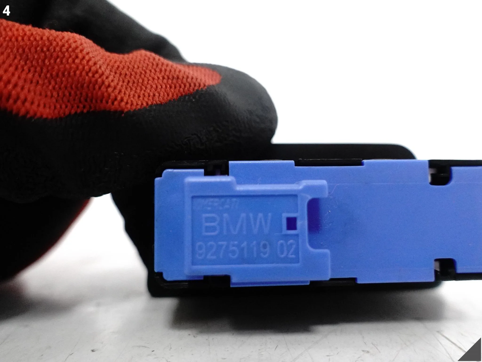 BMW MINI PRZEŁĄCZNIK PRZYCISK KLAPY POKRYWY BAGAŻNIKA TYŁ 9275119 BMW MINI PRZEŁĄCZNIK PRZYCISK KLAPY POKRYWY BAGAŻNIKA TYŁ 9275119 - obrazek 5