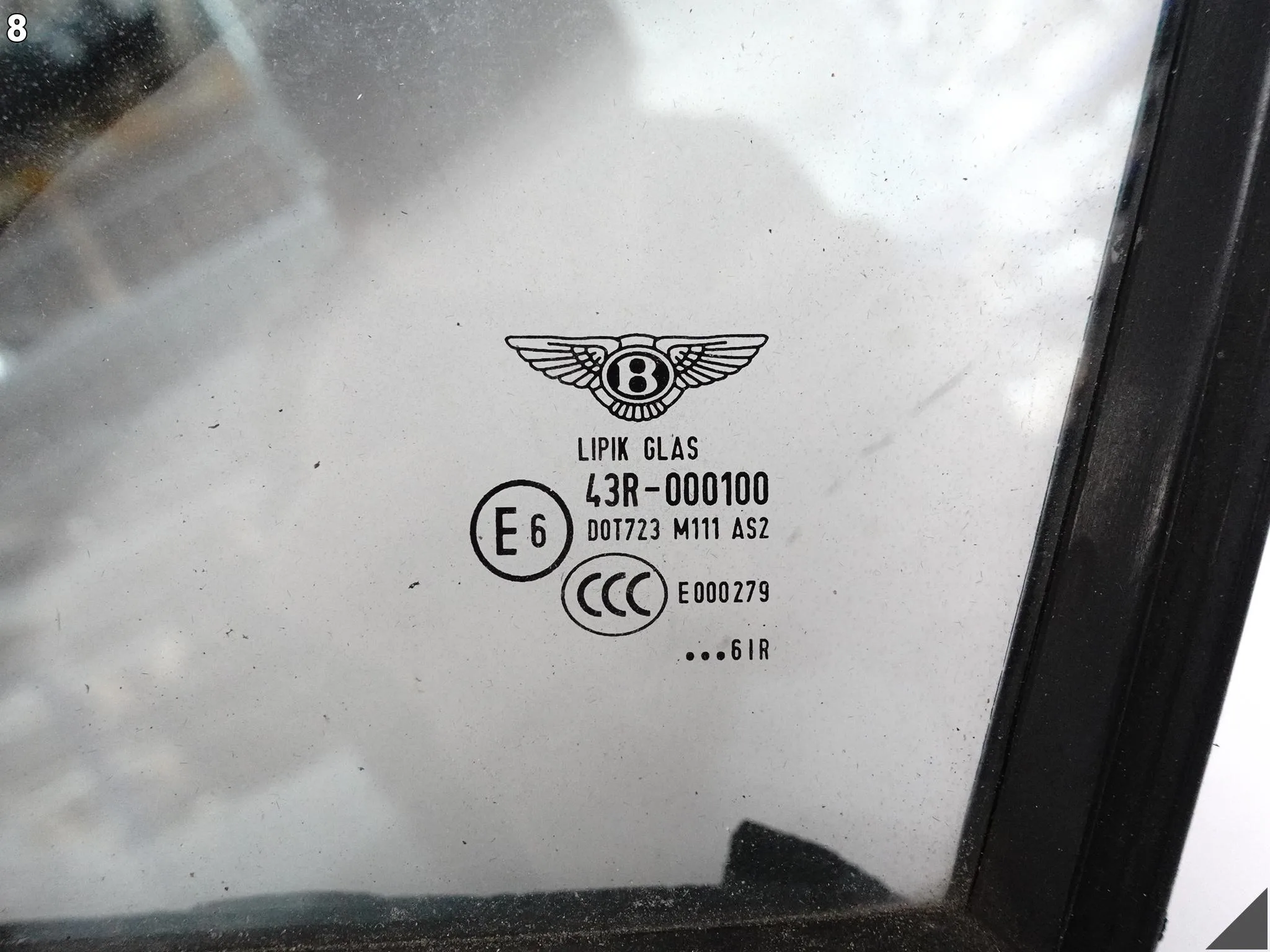 BENTLEY CONTINENTAL FLYING SPUR 3W5 06-12 USZCZELKA SZYBA LISTWA PRZÓD LEWA BENTLEY CONTINENTAL FLYING SPUR 3W5 06-12 USZCZELKA SZYBA LISTWA PRZÓD LEWA - obrazek 9