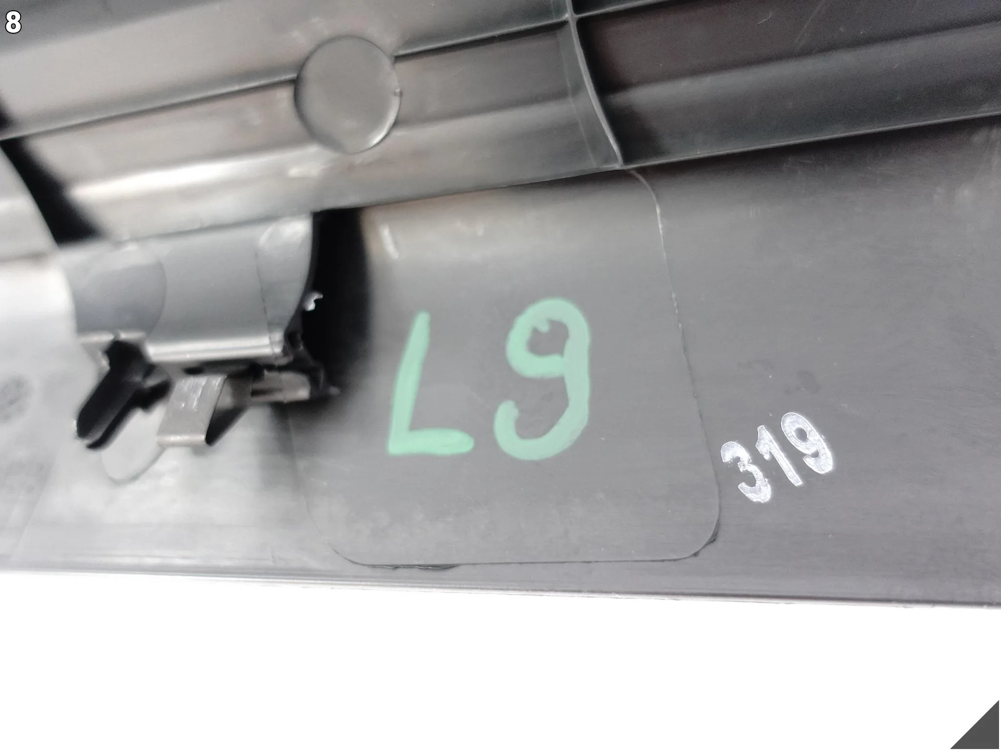 AUDI A5 S5 8T0 A4 S4 8K0 B8 LIFT 11-16 OSŁONA LISTWA SŁUPEK A PRÓG PRAWA AUDI A5 S5 8T0 A4 S4 8K0 B8 LIFT 11-16 OSŁONA LISTWA SŁUPEK A PRÓG PRAWA - obrazek 9