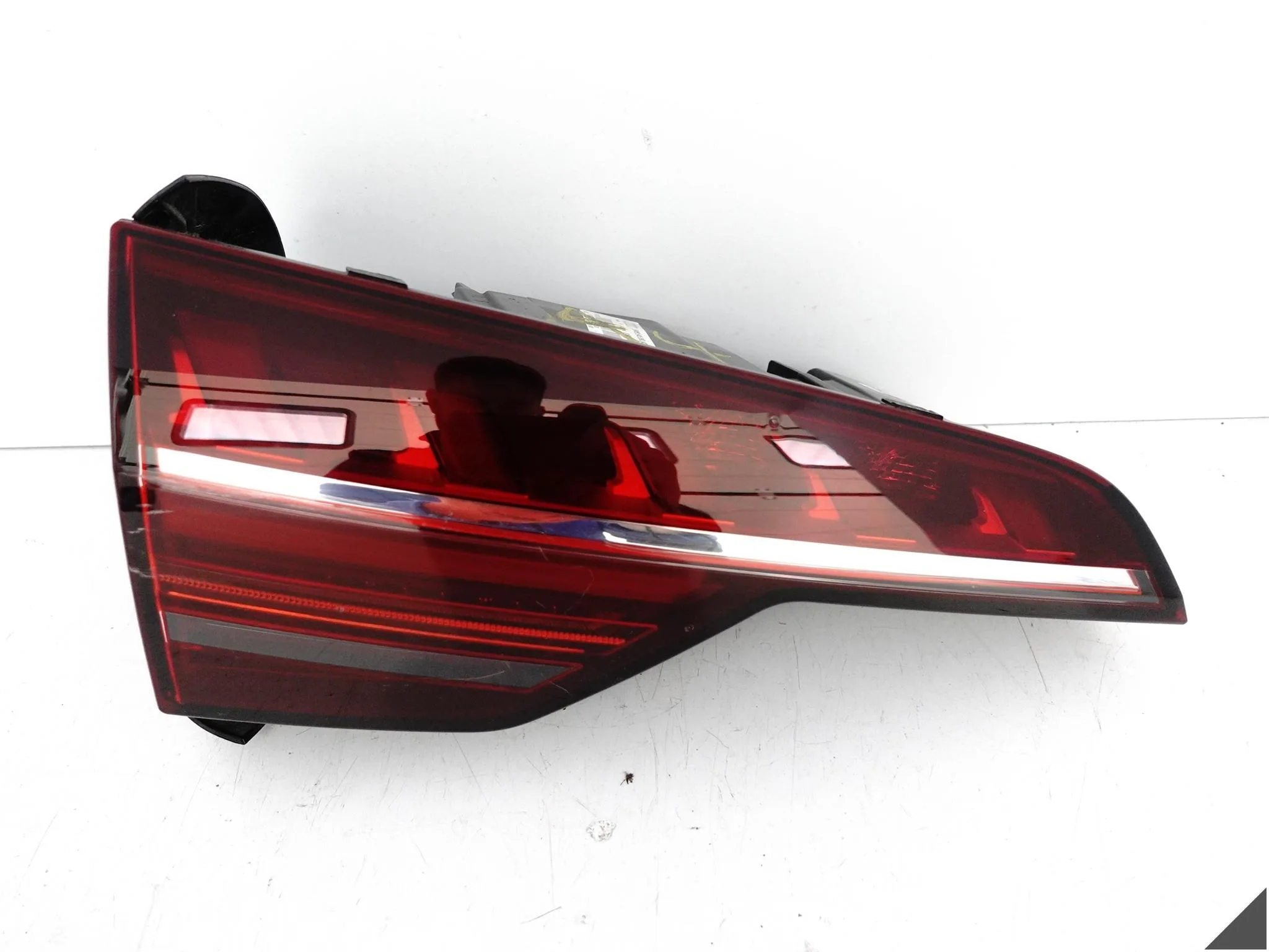 AUDI A4 S4 RS4 B9 8W9 LIFT 19-24 AVANT KOMBI LAMPA MATRIX LED LEWA TYŁ EU AUDI A4 S4 RS4 B9 8W9 LIFT 19-24 AVANT KOMBI LAMPA MATRIX LED LEWA TYŁ EU