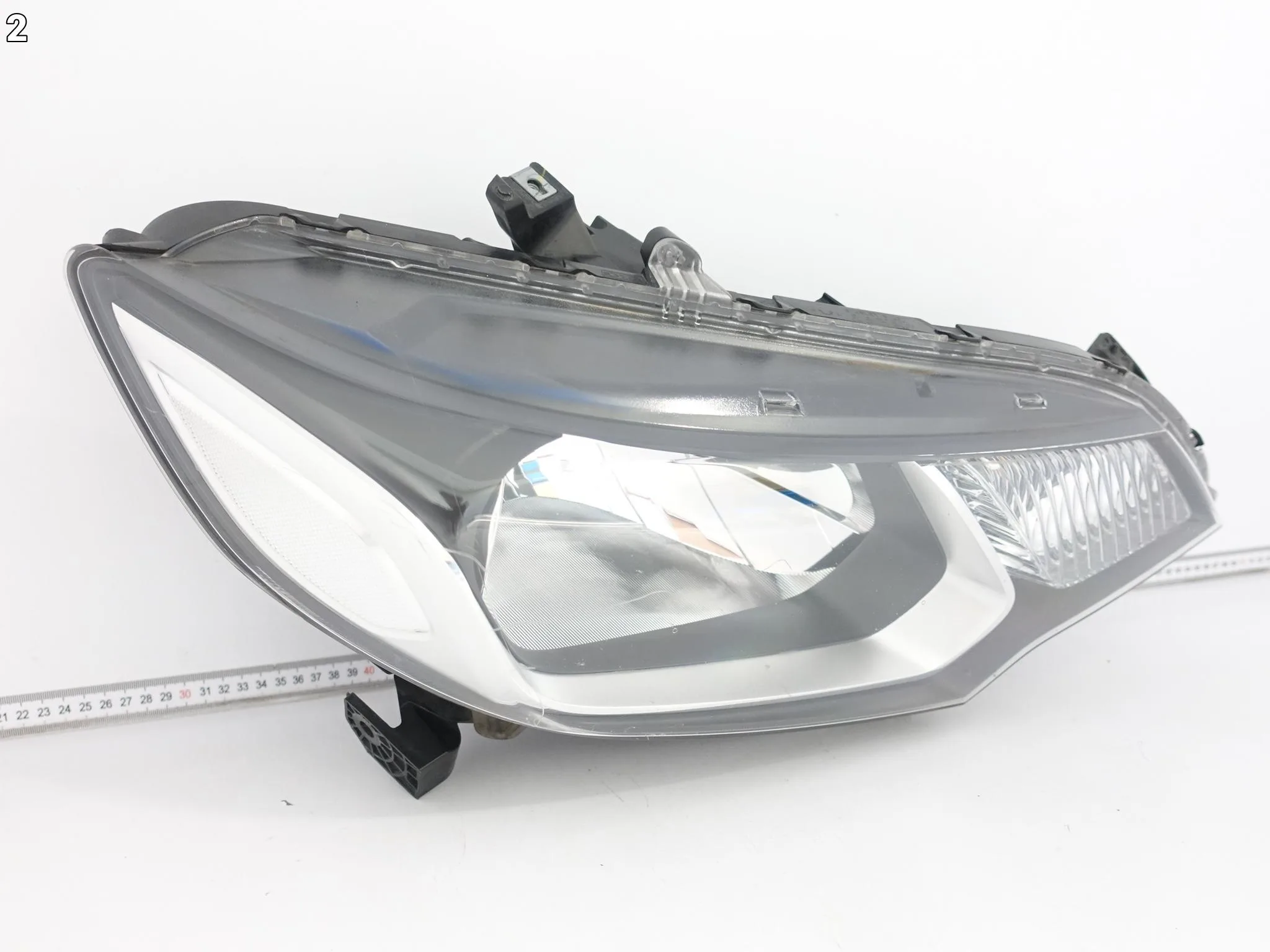 HONDA JAZZ IV 4 15-18 ZWYKŁA HALOGEN LAMPA PRAWA PRZÓD EUROPA HONDA JAZZ IV 4 15-18 ZWYKŁA HALOGEN LAMPA PRAWA PRZÓD EUROPA - obrazek 3