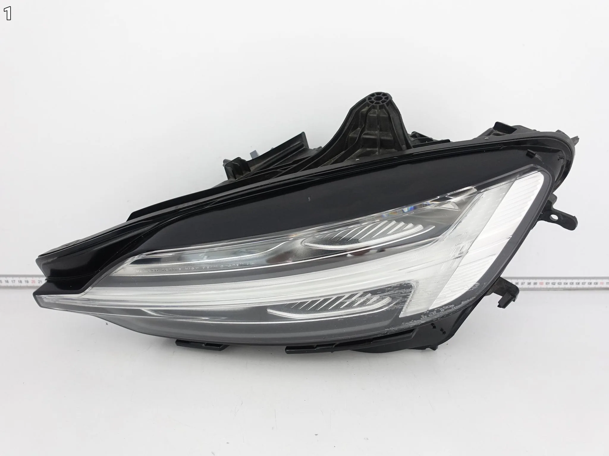 VOLVO V60 II S60 III 18-24 LAMPA FULL LED ACTIVE HIGH BEAM LEWA EUROPA VOLVO V60 II S60 III 18-24 LAMPA FULL LED ACTIVE HIGH BEAM LEWA EUROPA - obrazek 2