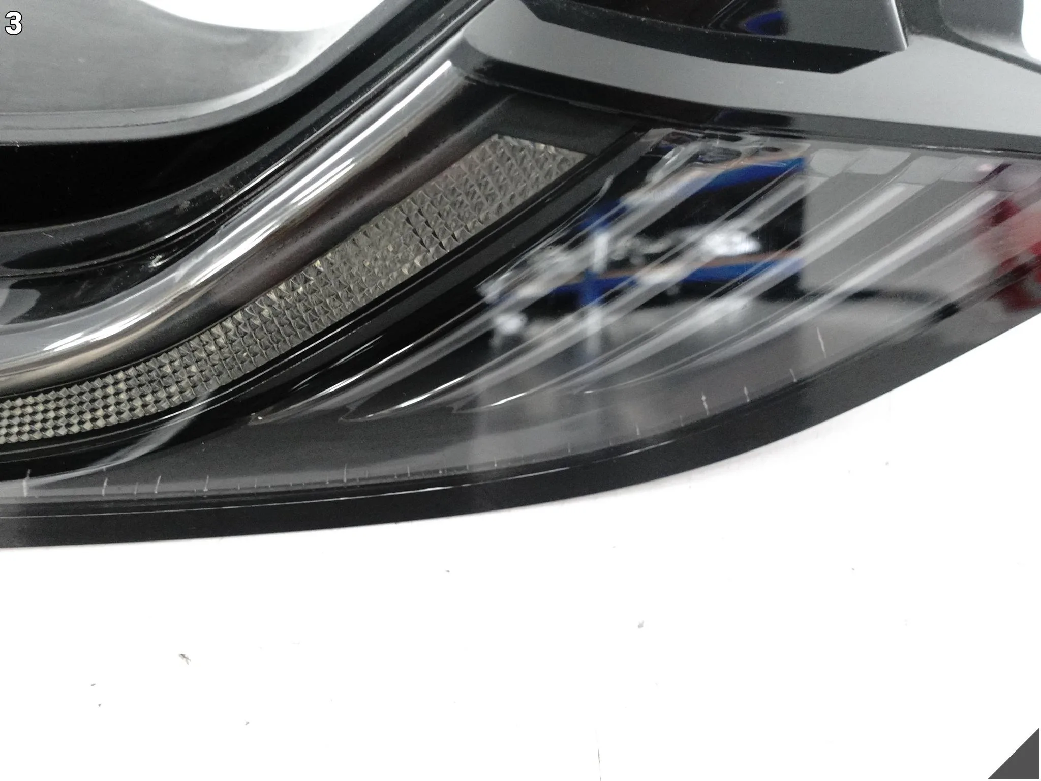 PORSCHE 911 992 EXCLUSIVE 19- LAMPA LED W BŁOTNIK PRAWA TYŁ EU 9P5945092B PORSCHE 911 992 EXCLUSIVE 19- LAMPA LED W BŁOTNIK PRAWA TYŁ EU 9P5945092B - obrazek 4