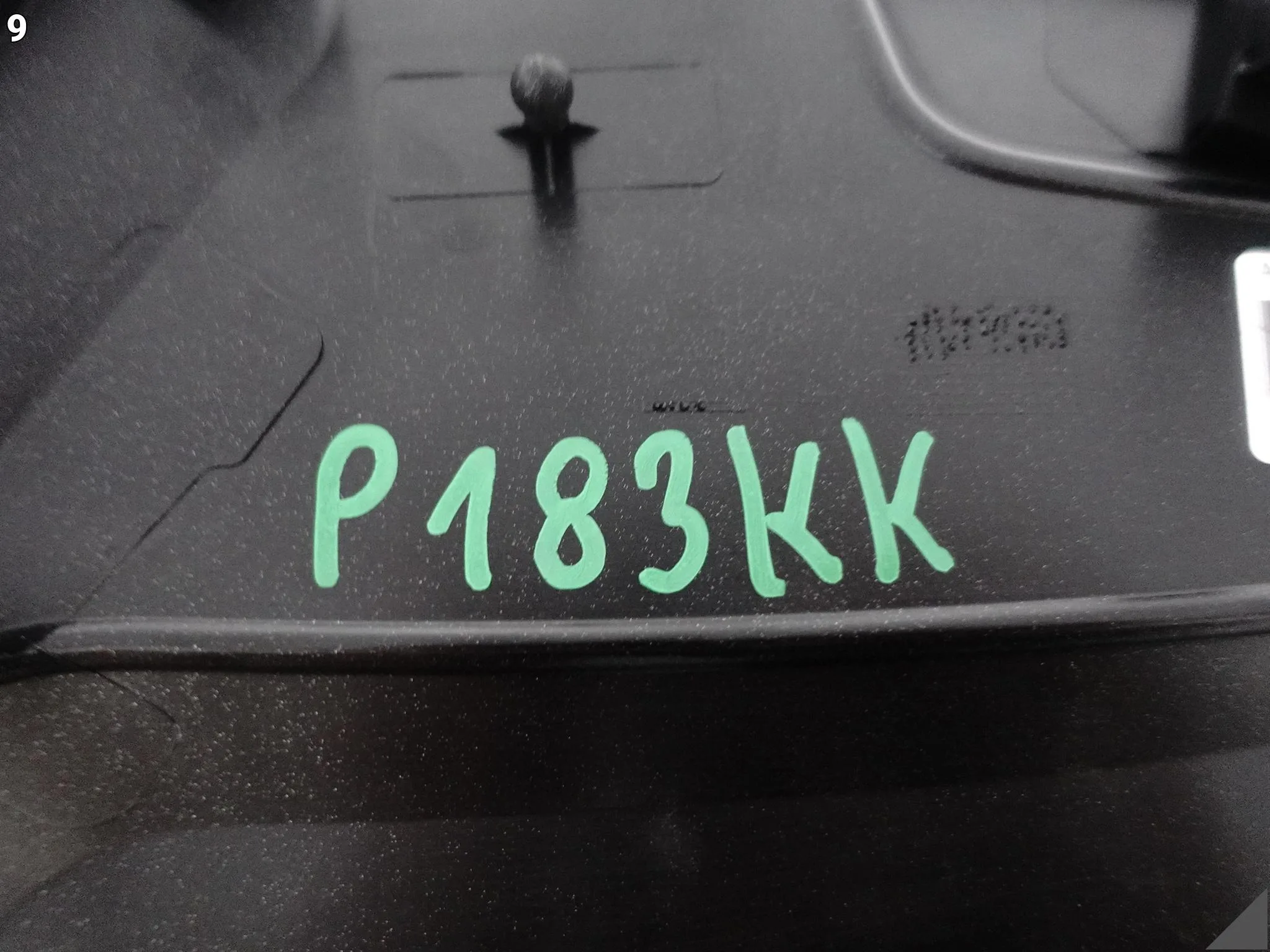 PORSCHE 911 992 19- MASKOWNICA OSŁONA KOMORY SILNIKA LEWA TYŁ 992864249B PORSCHE 911 992 19- MASKOWNICA OSŁONA KOMORY SILNIKA LEWA TYŁ 992864249B - obrazek 10