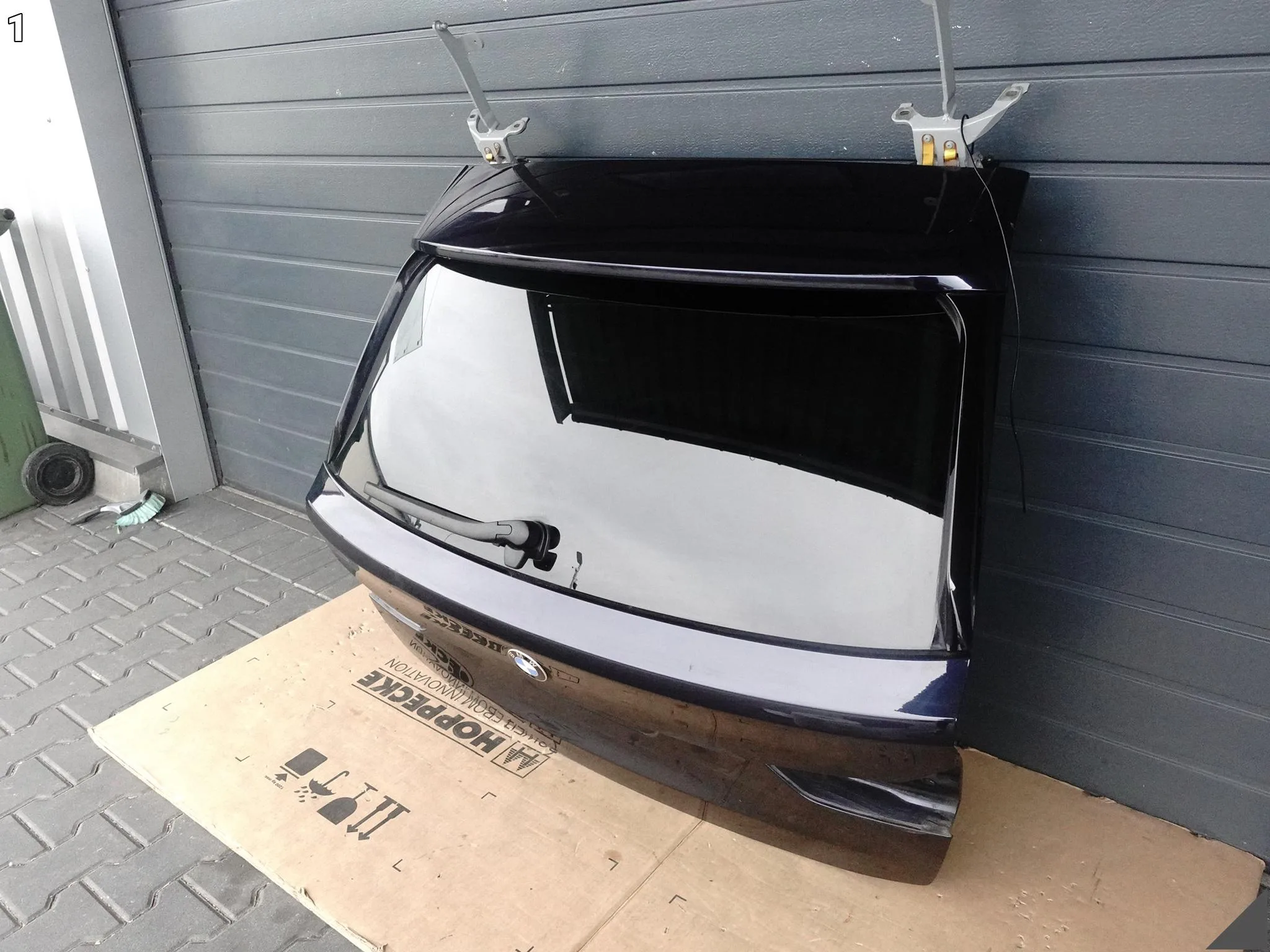 BMW 5 G31 TOURING KOMBI 17-24 KLAPA BAGAŻNIKA SZYBA TYŁ A89 IMPERIALBLAU BMW 5 G31 TOURING KOMBI 17-24 KLAPA BAGAŻNIKA SZYBA TYŁ A89 IMPERIALBLAU - obrazek 2
