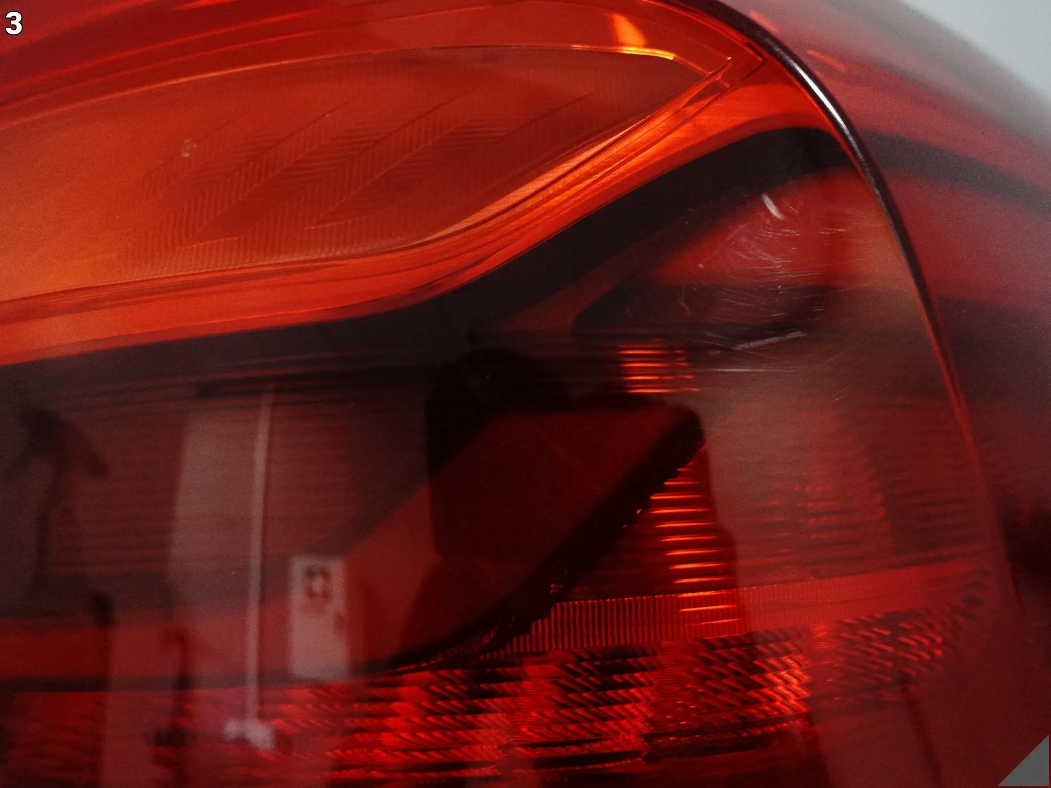BMW 5 G31 TOURING KOMBI 17-20 LAMPA LED W BŁOTNIK PRAWA TYŁ EUROPA 7388948 BMW 5 G31 TOURING KOMBI 17-20 LAMPA LED W BŁOTNIK PRAWA TYŁ EUROPA 7388948 - obrazek 4