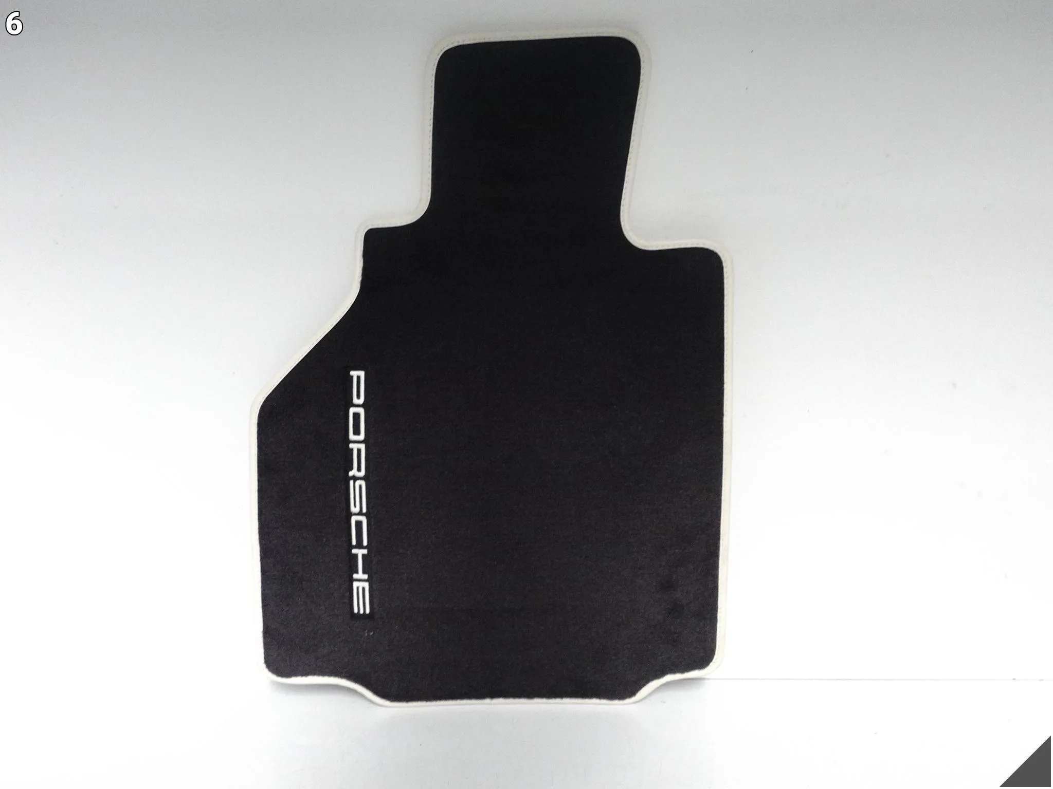 PORSCHE 911 996 97-06 KOMPLET DYWANIKÓW WYKŁADZINA METROPOLBLAU EU PORSCHE 911 996 97-06 KOMPLET DYWANIKÓW WYKŁADZINA METROPOLBLAU EU - obrazek 7