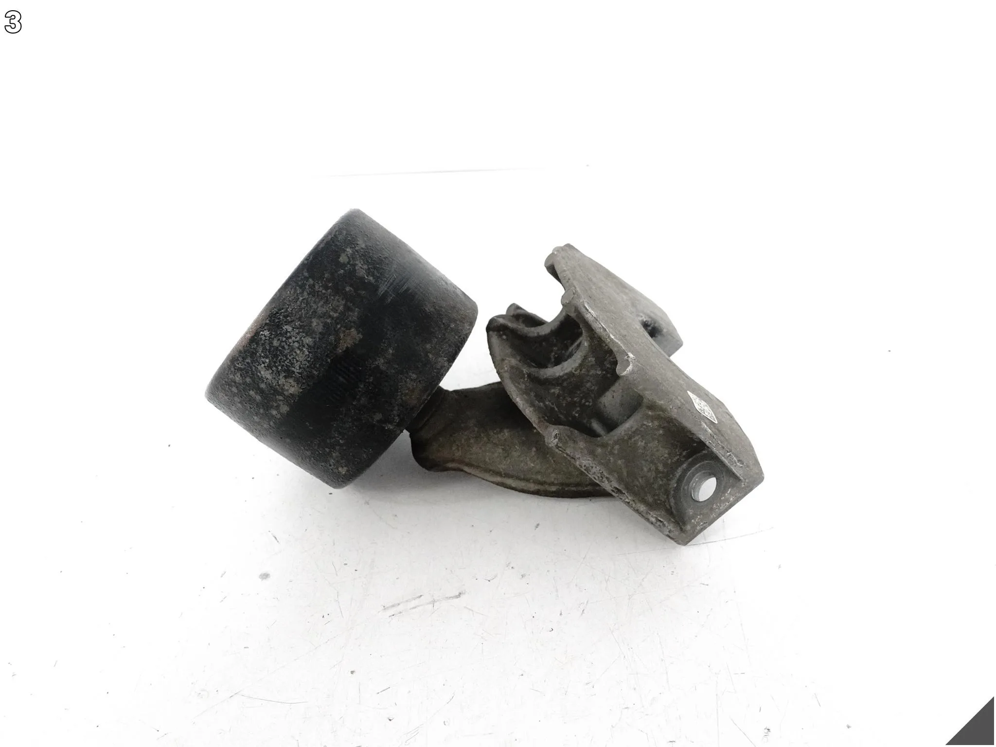 BMW 5 G30 G31 6 G32 8 G15 G16 TŁUMIK DRGAŃ UCHWYT STABILIZATORA PRAWY TYŁ BMW 5 G30 G31 6 G32 8 G15 G16 TŁUMIK DRGAŃ UCHWYT STABILIZATORA PRAWY TYŁ - obrazek 4