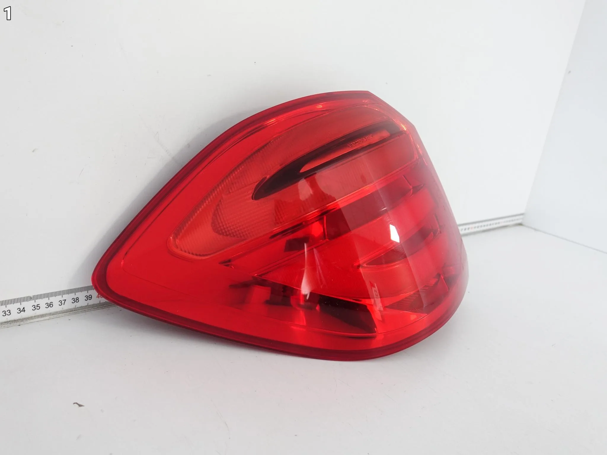 MERCEDES GL II X166 12-15 LAMPA LED W BŁOTNIK LEWA TYŁ EUROPA MERCEDES GL II X166 12-15 LAMPA LED W BŁOTNIK LEWA TYŁ EUROPA - obrazek 2