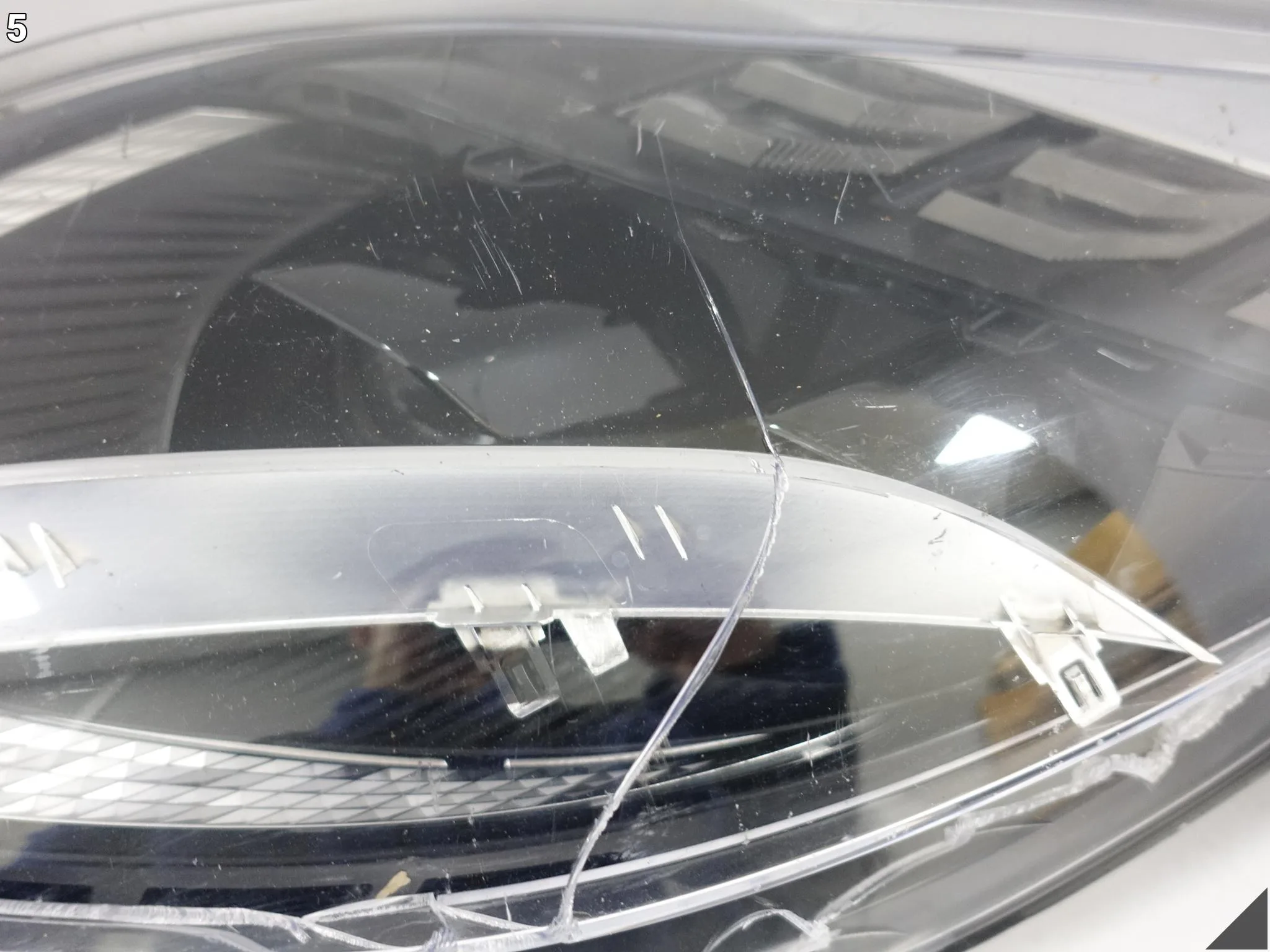 ASTON MARTIN DB12 24- LAMPA HEADLIGHT LEWA PRZÓD EUROPA USZKODZONA ASTON MARTIN DB12 24- LAMPA HEADLIGHT LEWA PRZÓD EUROPA USZKODZONA - obrazek 6