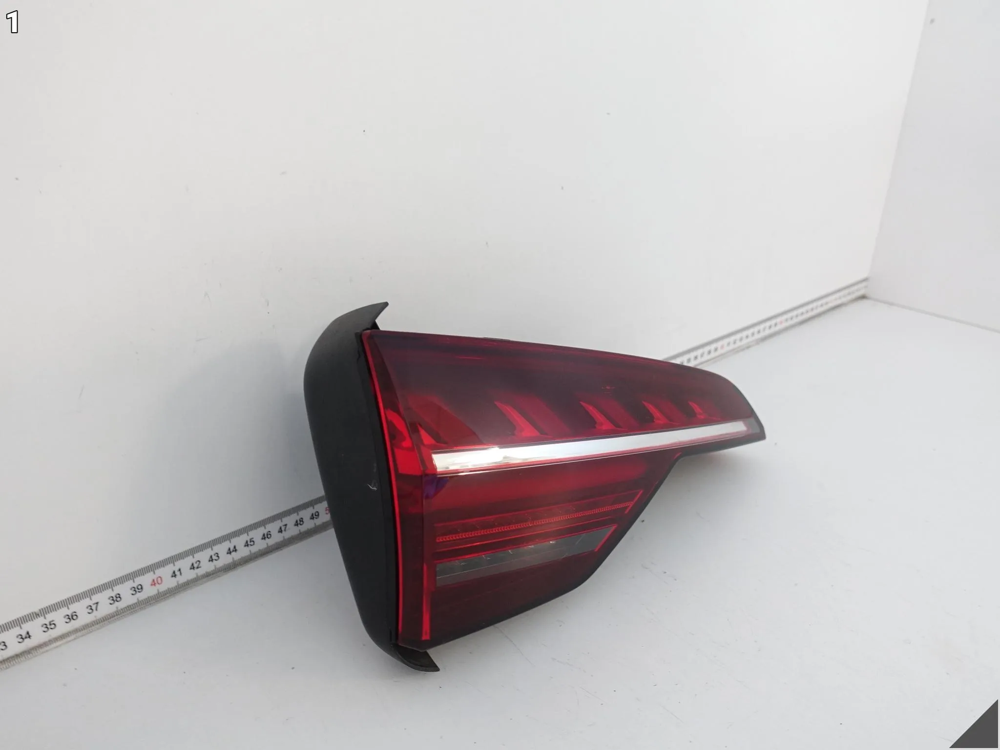 AUDI A4 S4 RS4 B9 8W9 AVANT KOMBI LIFT 19-24 LAMPA LED MATRIX LEWA TYŁ EU AUDI A4 S4 RS4 B9 8W9 AVANT KOMBI LIFT 19-24 LAMPA LED MATRIX LEWA TYŁ EU - obrazek 2