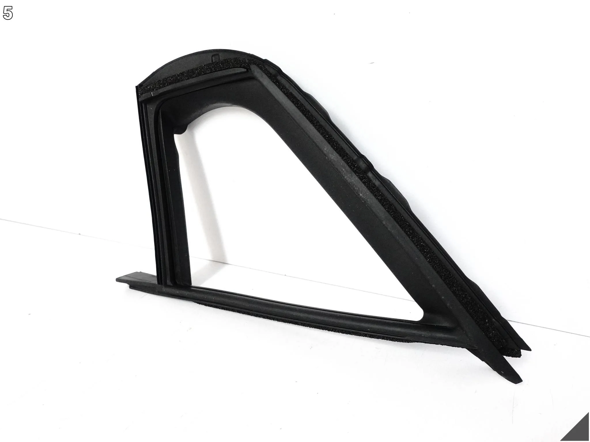 TOYOTA YARIS III 3 LIFT 15-18 LISTWA USZCZELKA SZYBY DRZWI PRZÓD LEWY TOYOTA YARIS III 3 LIFT 15-18 LISTWA USZCZELKA SZYBY DRZWI PRZÓD LEWY - obrazek 6