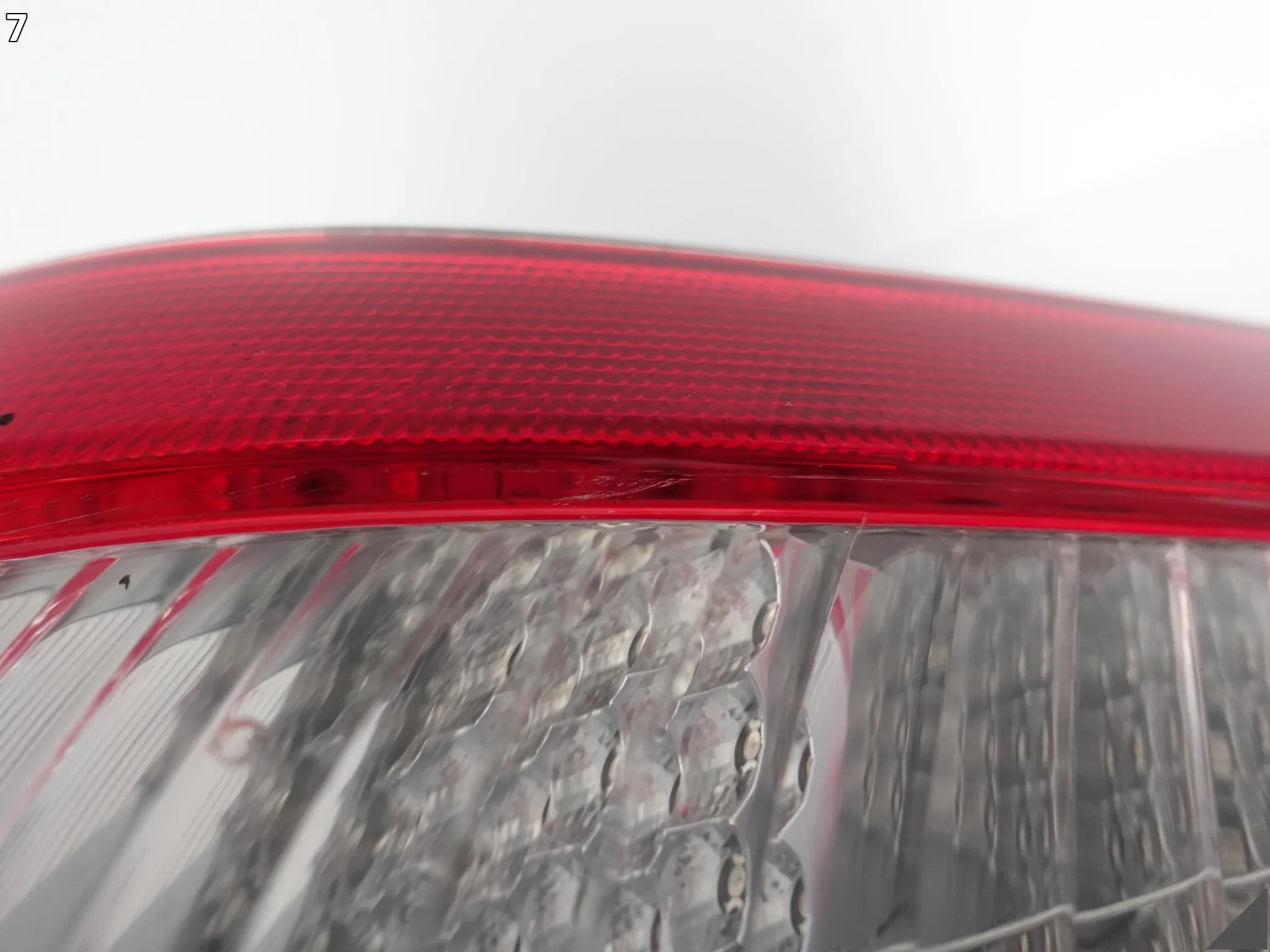 MASERATI GRANTURISMO M145 07-13 LAMPA LED W BŁOTNIK PRAWA TYŁ EUROPA JASNA MASERATI GRANTURISMO M145 07-13 LAMPA LED W BŁOTNIK PRAWA TYŁ EUROPA JASNA - obrazek 8