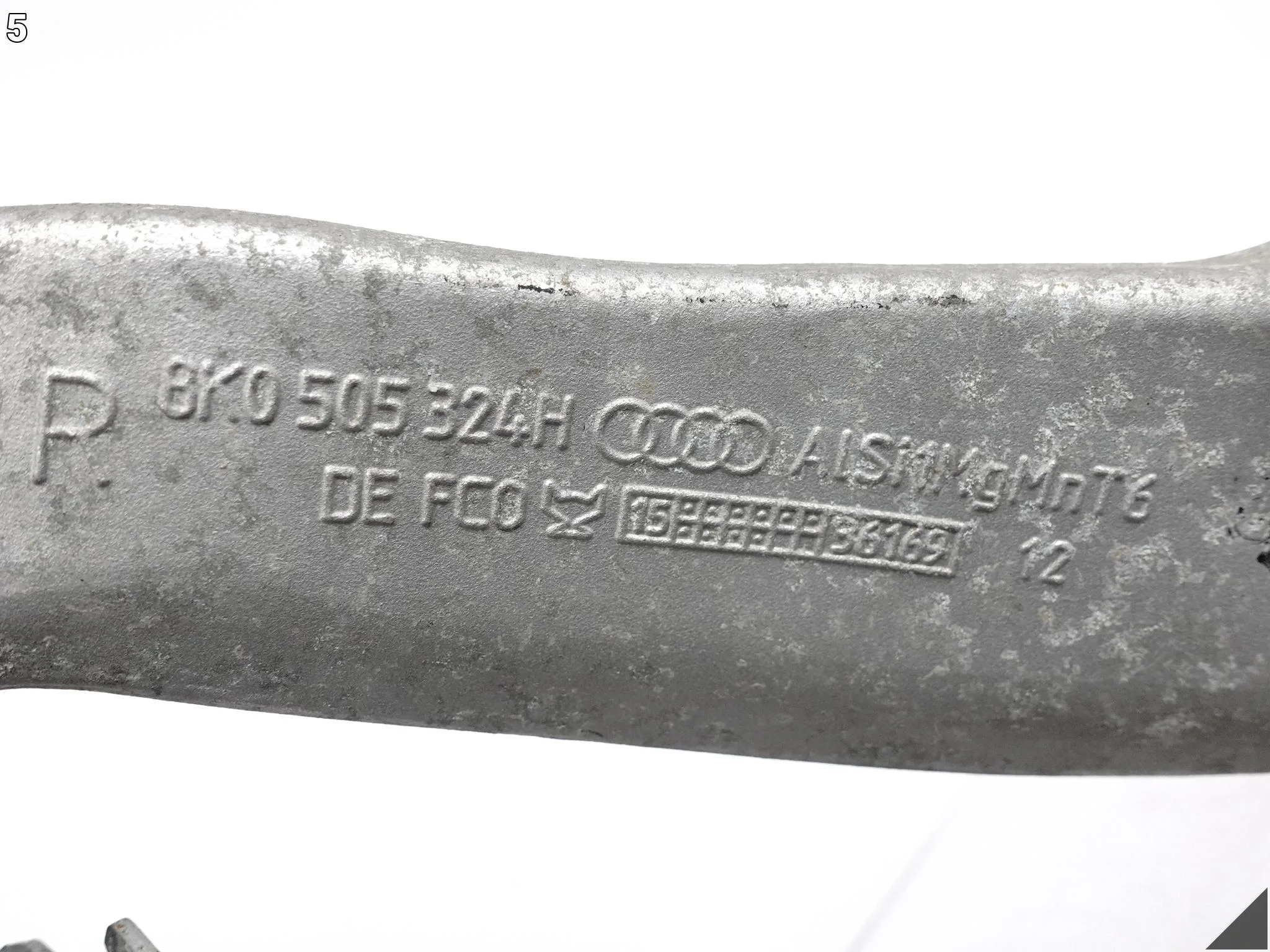 AUDI A5 8T0 B8 LIFT 11-16 ZWROTNICA WAHACZE PÓŁOŚ PIASTA PRAWA TYŁ 14KM AUDI A5 8T0 B8 LIFT 11-16 ZWROTNICA WAHACZE PÓŁOŚ PIASTA PRAWA TYŁ 14KM - obrazek 6