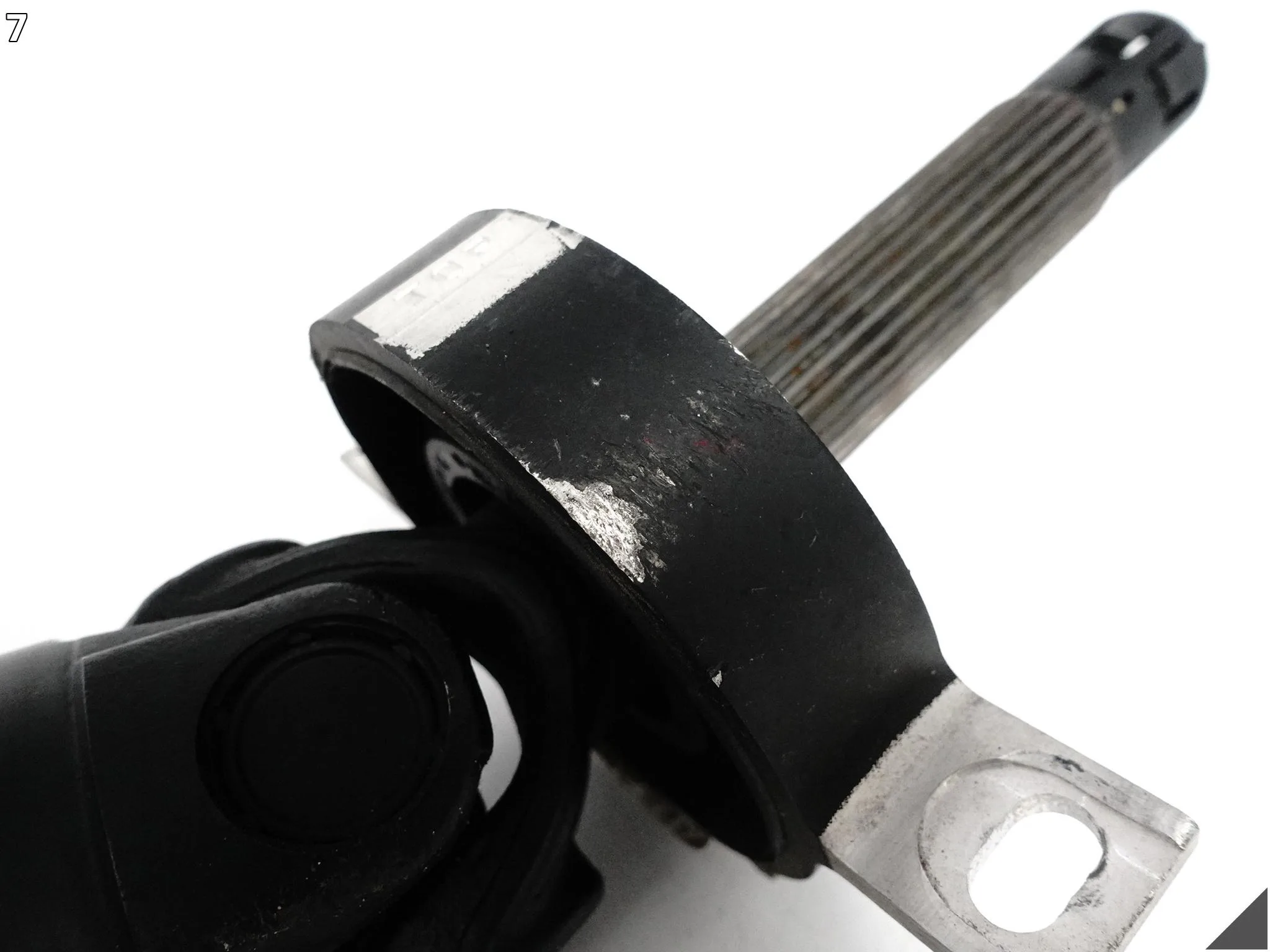 BMW 5 G30 G31 17-20 WAŁ NAPĘDOWY MANUALNA SKRZYNIA BIEGÓW TYŁ 8685910 BMW 5 G30 G31 17-20 WAŁ NAPĘDOWY MANUALNA SKRZYNIA BIEGÓW TYŁ 8685910 - obrazek 8