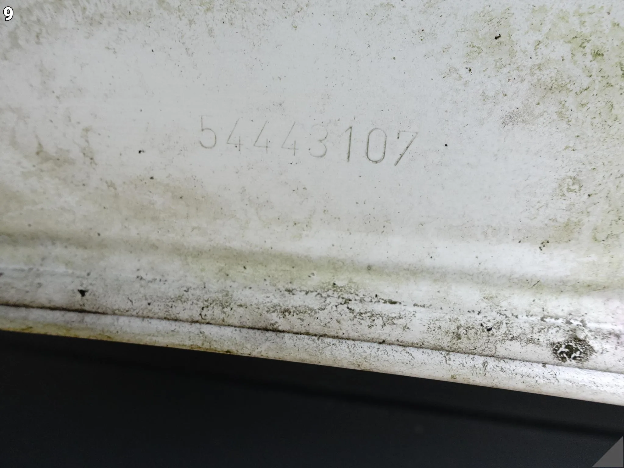 AUDI A5 S5 RS5 8T0 B8 LIFT 11-16 MASKA POKRYWA KOMPLETNA DEMONTAŻ KOLOR Y9C AUDI A5 S5 RS5 8T0 B8 LIFT 11-16 MASKA POKRYWA KOMPLETNA DEMONTAŻ KOLOR Y9C - obrazek 10