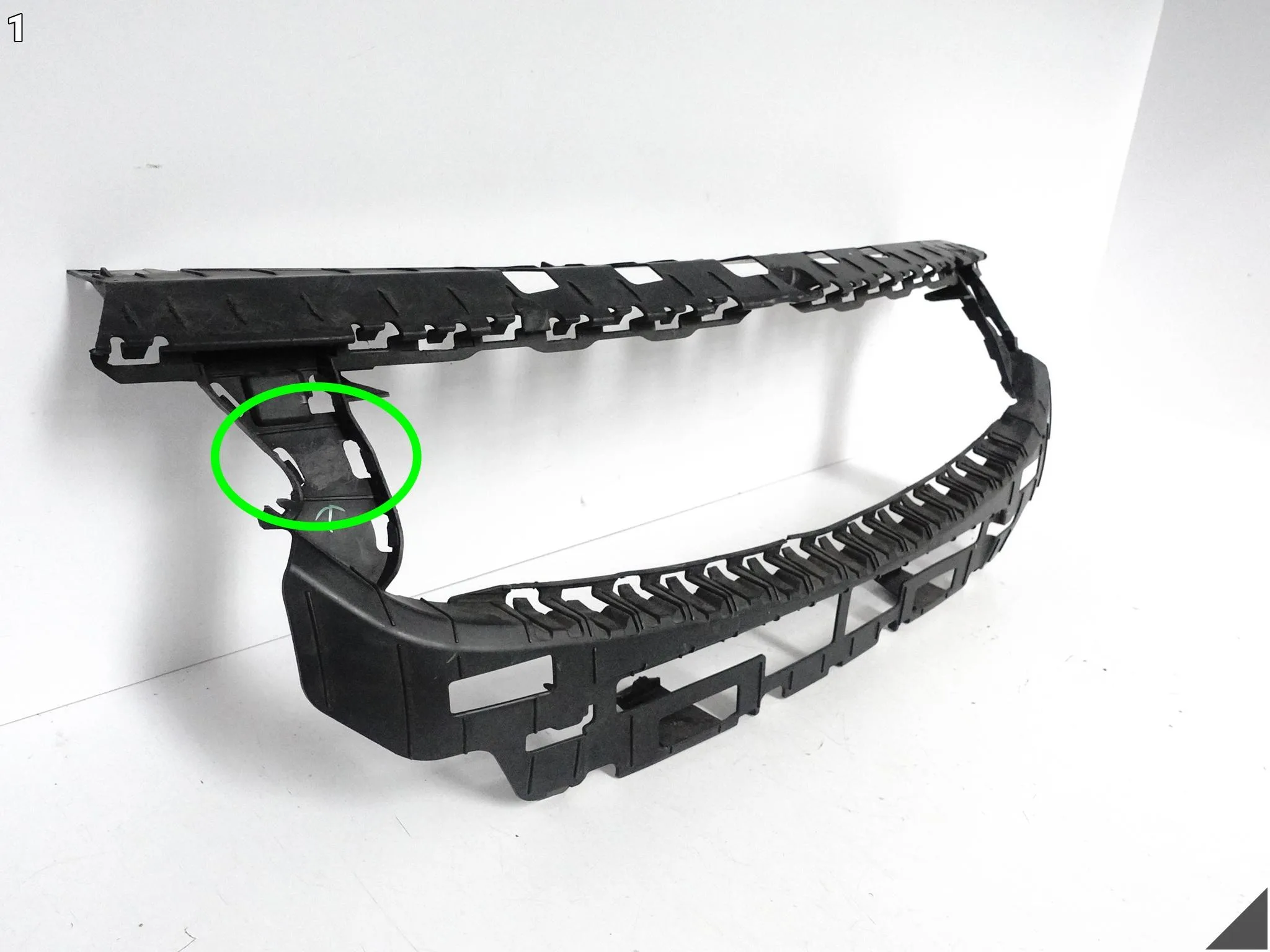 OPEL ASTRA V 5 15-19 ZWYKŁY WZMOCNIENIE GRILL ATRAPY W ZDERZAK PRZÓD OPEL ASTRA V 5 15-19 ZWYKŁY WZMOCNIENIE GRILL ATRAPY W ZDERZAK PRZÓD - obrazek 2