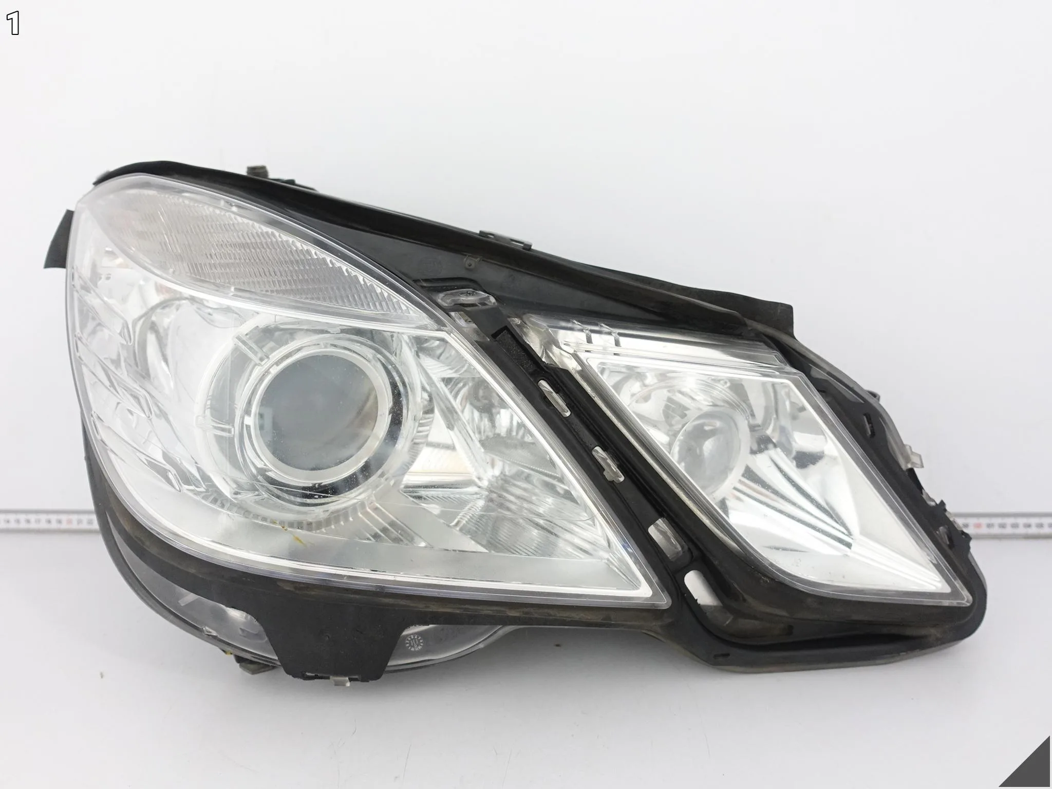 MERCEDES E-KLASA W212 S212 09-12 LAMPA XENON + LED SKRĘTNA PRAWA PRZÓD EU MERCEDES E-KLASA W212 S212 09-12 LAMPA XENON + LED SKRĘTNA PRAWA PRZÓD EU - obrazek 2