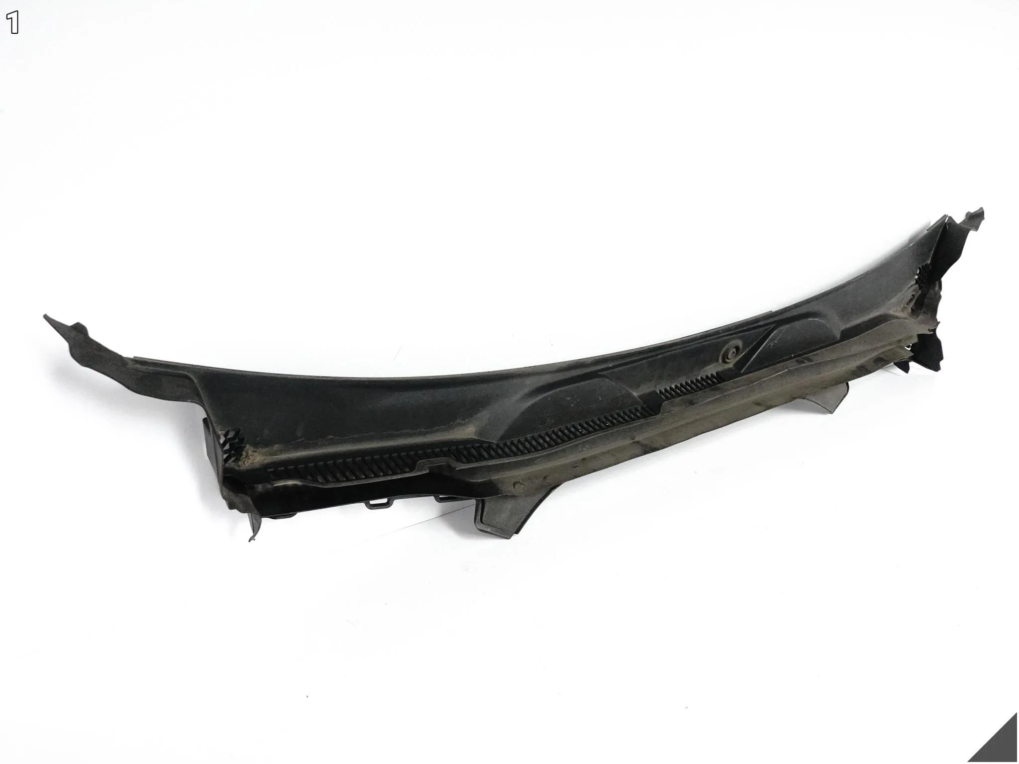 BMW 5 M5 G30 G31 F90 17-23 LISTWA PODSZYBIE OSŁONA MASKOWNICA 7388714 BMW 5 M5 G30 G31 F90 17-23 LISTWA PODSZYBIE OSŁONA MASKOWNICA 7388714 - obrazek 2