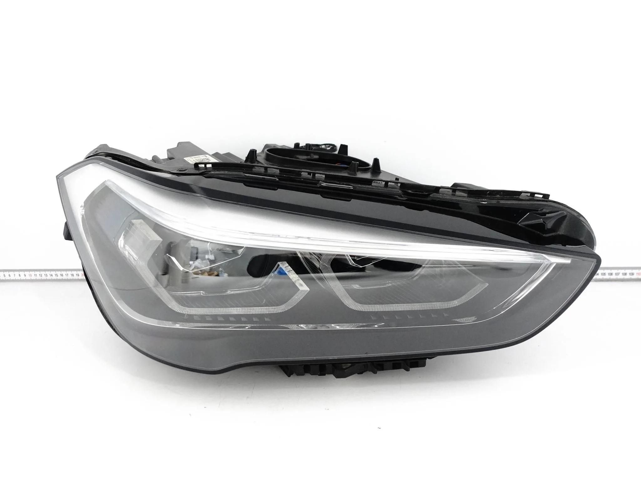 BMW X1 F48 LCI LIFT 19-22 LAMPA FULL LED PRAWA PRZÓD EUROPA B.ŁADNA BMW X1 F48 LCI LIFT 19-22 LAMPA FULL LED PRAWA PRZÓD EUROPA B.ŁADNA