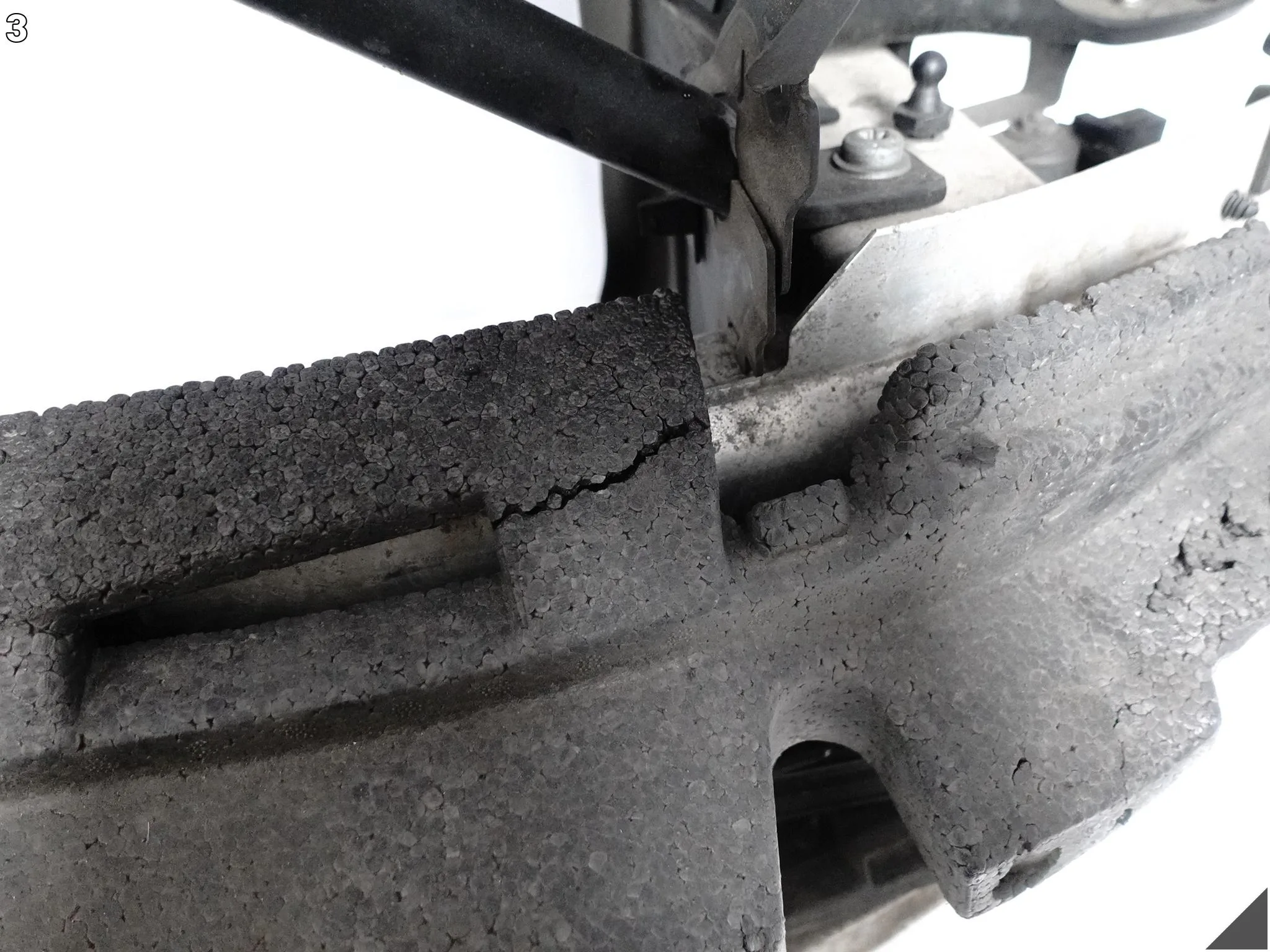 BMW 5 G30 G31 17-20 WZMOCNIENIE PAS WSPORNIK BELKA ABSORBER ŻALUZJA PRZÓD BMW 5 G30 G31 17-20 WZMOCNIENIE PAS WSPORNIK BELKA ABSORBER ŻALUZJA PRZÓD - obrazek 4