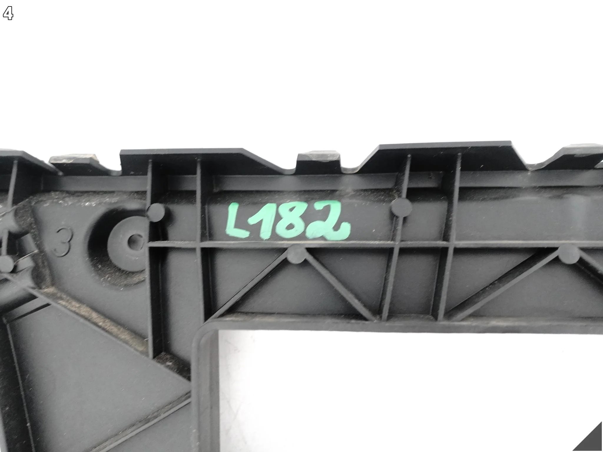 AUDI A5 S5 8T8 SPORTBACK B8 LIFT 11-16 ŚLIZG MOCOWANIE W ZDERZAK LEWY TYŁ AUDI A5 S5 8T8 SPORTBACK B8 LIFT 11-16 ŚLIZG MOCOWANIE W ZDERZAK LEWY TYŁ - obrazek 5