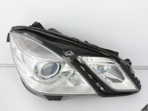 MERCEDES E-KLASA W212 S212 09-12 LAMPA XENON + LED SKRĘTNA PRAWA PRZÓD EU MERCEDES E-KLASA W212 S212 09-12 LAMPA XENON + LED SKRĘTNA PRAWA PRZÓD EU
