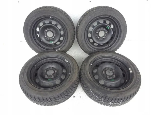 BMW E81 E87 E82 FELGI+OPONY 205/55 16 ZIMA 8MM BMW E81 E87 E82 FELGI+OPONY 205/55 16 ZIMA 8MM