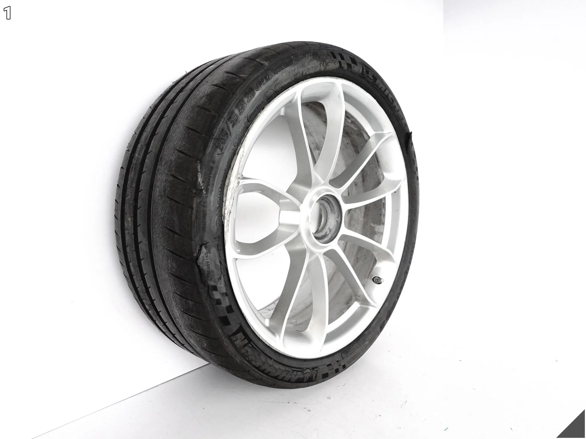 PORSCHE 911 991 GT2 RS GT2RS FELGA ALUFELGA 9,5Jx20 ET50 99136216283 PORSCHE 911 991 GT2 RS GT2RS FELGA ALUFELGA 9,5Jx20 ET50 99136216283 - obrazek 2