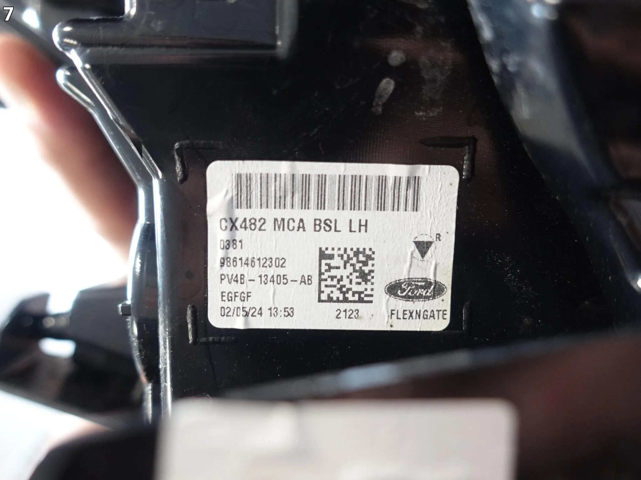 FORD KUGA III MK3 CX482 LIFT 24- LAMPA LED LEWA W BŁOTNIK TYŁ EUROPA FORD KUGA III MK3 CX482 LIFT 24- LAMPA LED LEWA W BŁOTNIK TYŁ EUROPA - obrazek 8