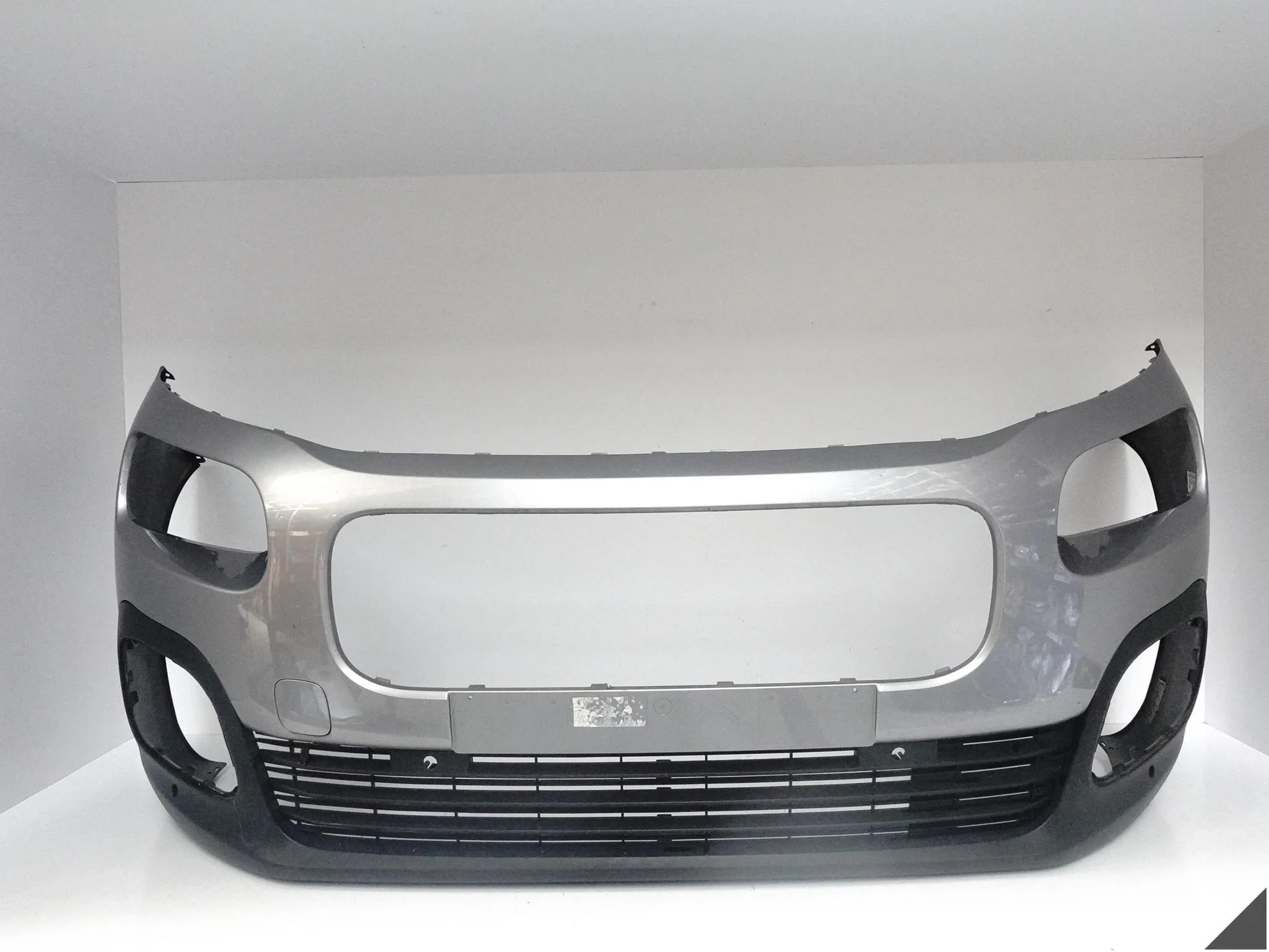 CITROEN BERLINGO MULTISPACE III 3 18-23 ZDERZAK BUMPER KRATKA PRZÓD (6xPDC) CITROEN BERLINGO MULTISPACE III 3 18-23 ZDERZAK BUMPER KRATKA PRZÓD (6xPDC)