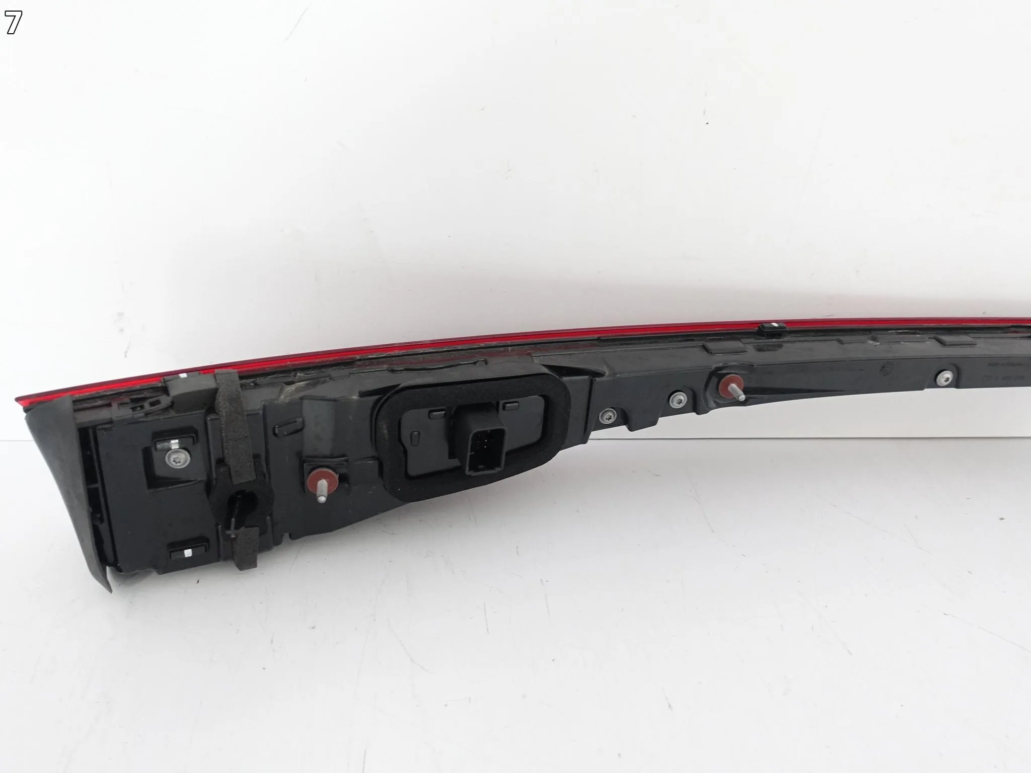 MERCEDES EQE X294 SUV 23- LAMPA BLENDA LED W KLAPĘ TYŁ EUROPA MERCEDES EQE X294 SUV 23- LAMPA BLENDA LED W KLAPĘ TYŁ EUROPA - obrazek 8