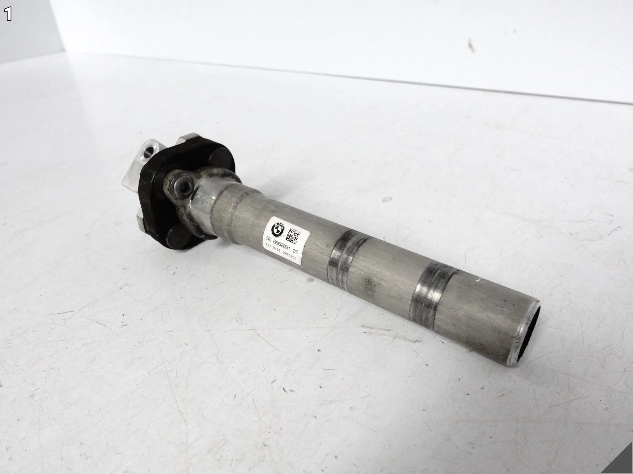 BMW G30 G31 G32 G11 G12 G14 G15 G16 DRĄŻEK PRZEGUB KOLUMNY KIEROWNICZEJ BMW G30 G31 G32 G11 G12 G14 G15 G16 DRĄŻEK PRZEGUB KOLUMNY KIEROWNICZEJ - obrazek 2