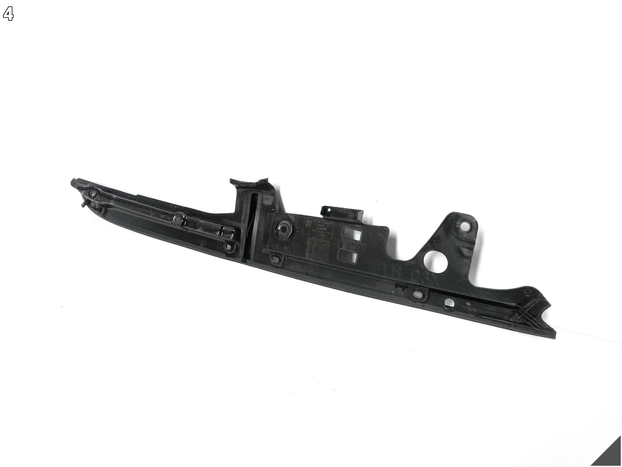 BMW 5 M5 G30 G31 F90 LISTWA OSŁONA NAKŁADKA ZAŚLEPKA NA BŁOTNIK PRZÓD LEWY BMW 5 M5 G30 G31 F90 LISTWA OSŁONA NAKŁADKA ZAŚLEPKA NA BŁOTNIK PRZÓD LEWY - obrazek 5