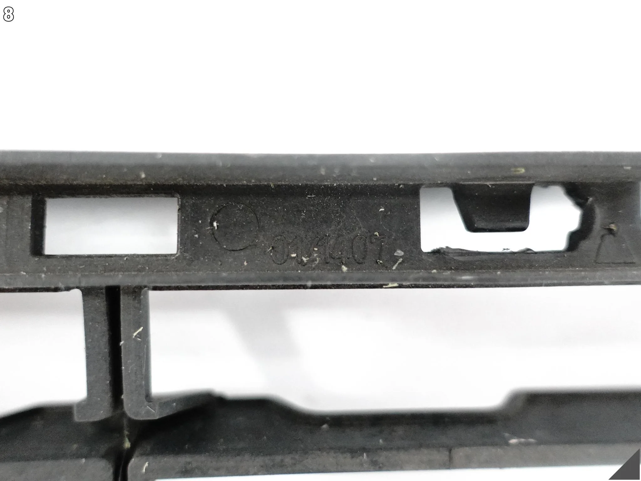 BMW X1 F48 F49 ZWYKŁY 15-19 ZDERZAK KRATKA GRILL ATRAPA PRZÓD 7354773 BMW X1 F48 F49 ZWYKŁY 15-19 ZDERZAK KRATKA GRILL ATRAPA PRZÓD 7354773 - obrazek 9