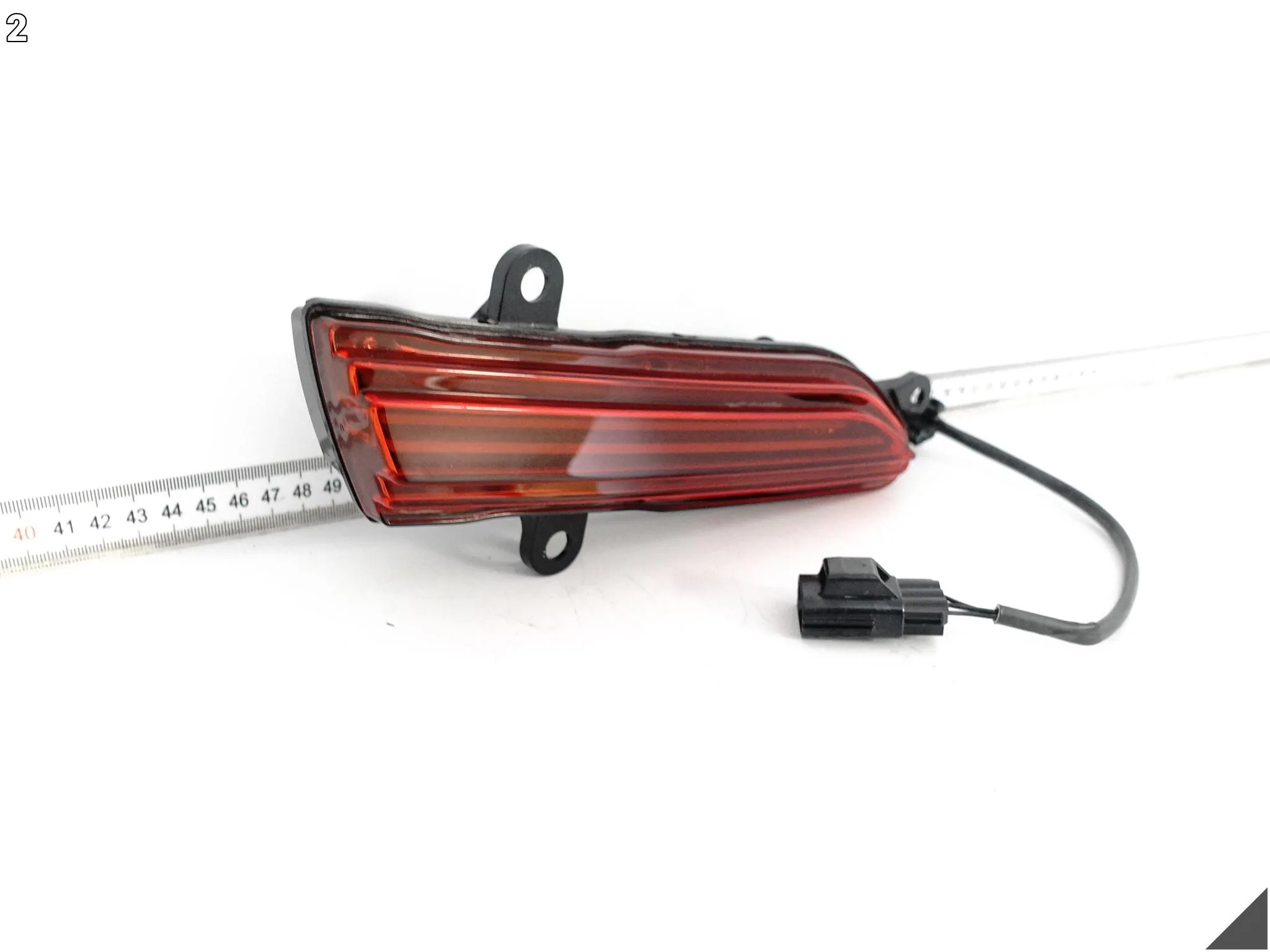 ASTON MARTIN DB11 16-23 LAMPA DECKLID LAMP W BAGAŻNIK LEWA TYŁ ( USA ) ROSE ASTON MARTIN DB11 16-23 LAMPA DECKLID LAMP W BAGAŻNIK LEWA TYŁ ( USA ) ROSE - obrazek 3
