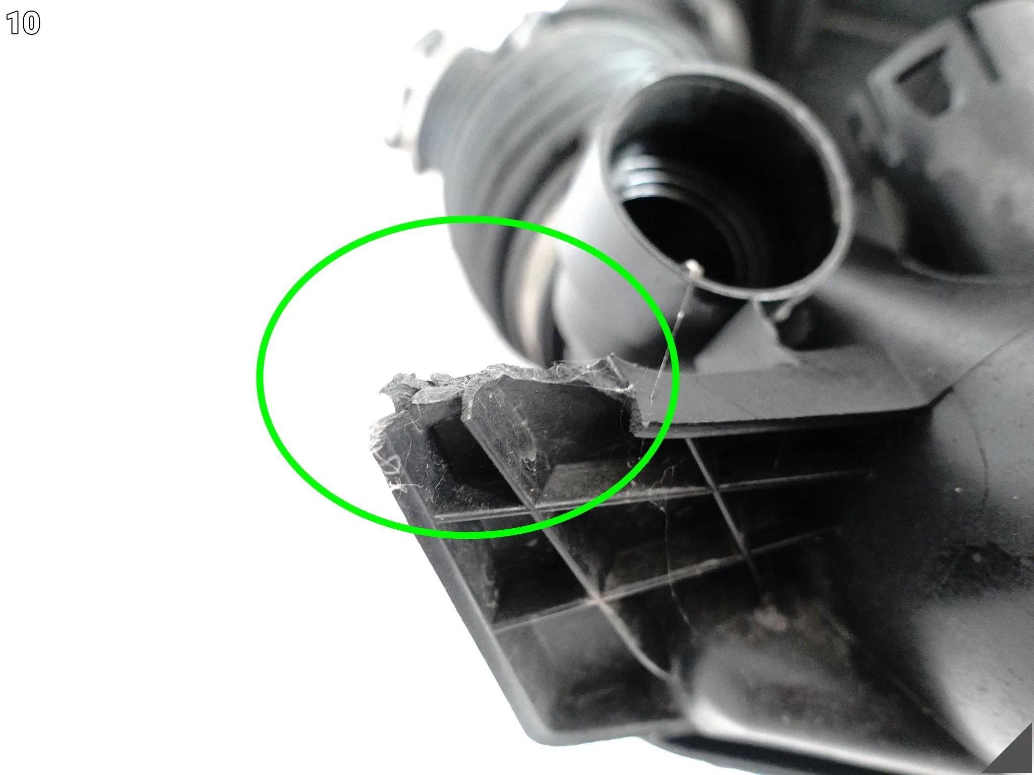 BMW G01 G02 G05 G11 G12 G30 G31 G32 OBUDOWA PRZEWÓD FILTRA POWIETRZA BMW G01 G02 G05 G11 G12 G30 G31 G32 OBUDOWA PRZEWÓD FILTRA POWIETRZA - obrazek 11