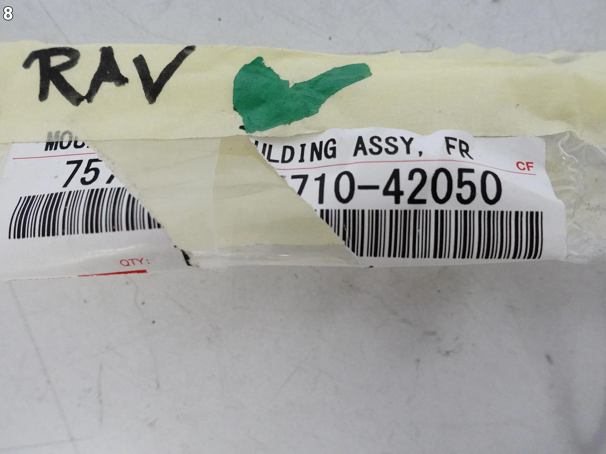 TOYOTA RAV4 V 5 19- LISTWA ZGARNIAJĄCA SZYBY DRZWI PRAWA PRZÓD ORG TOYOTA RAV4 V 5 19- LISTWA ZGARNIAJĄCA SZYBY DRZWI PRAWA PRZÓD ORG - obrazek 9