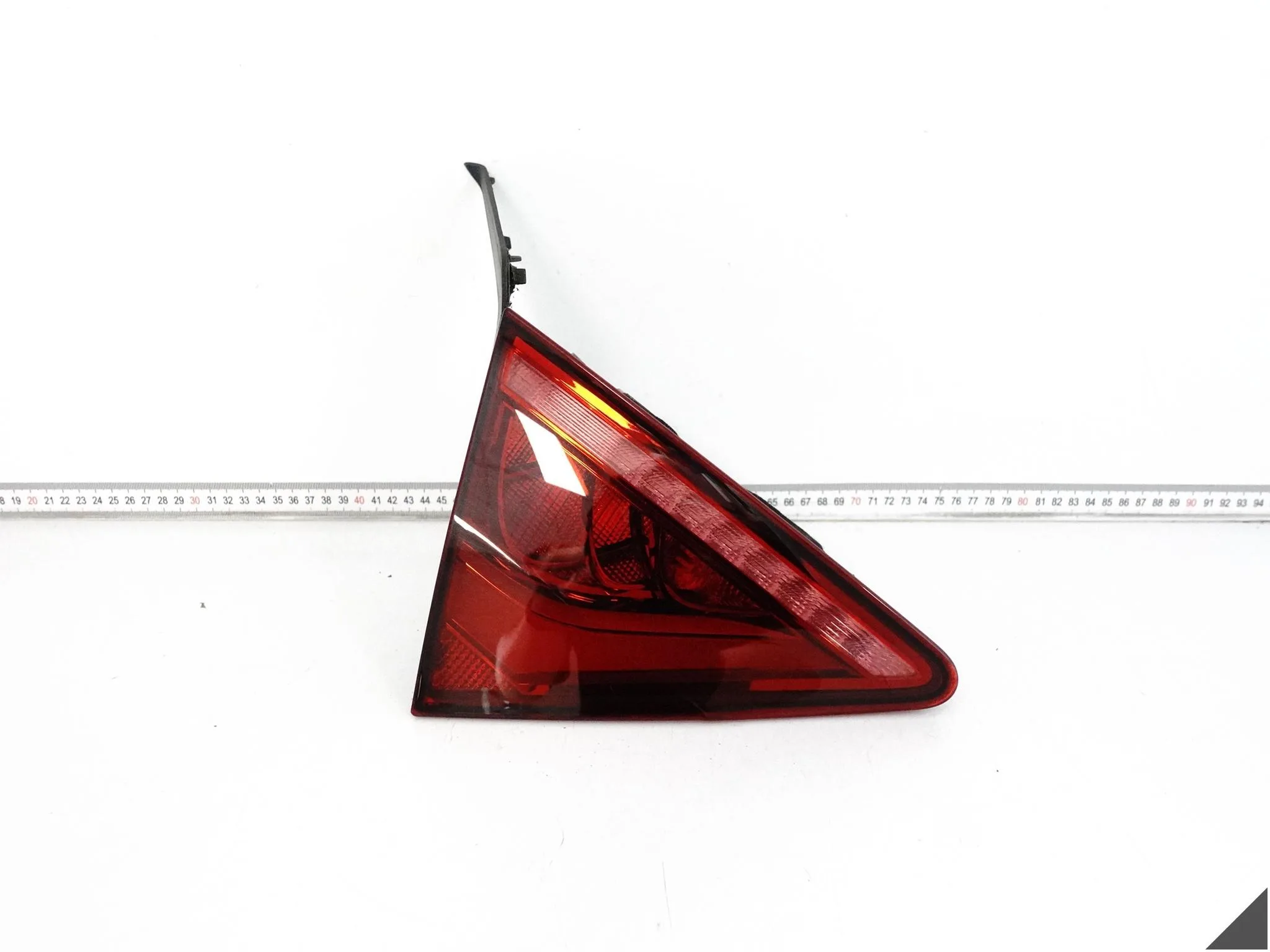 AUDI RS7 S7 4G8 C7 13-15 LAMPA LED LEWA TYŁ W KLAPE CIEMNA EUROPA EU AUDI RS7 S7 4G8 C7 13-15 LAMPA LED LEWA TYŁ W KLAPE CIEMNA EUROPA EU
