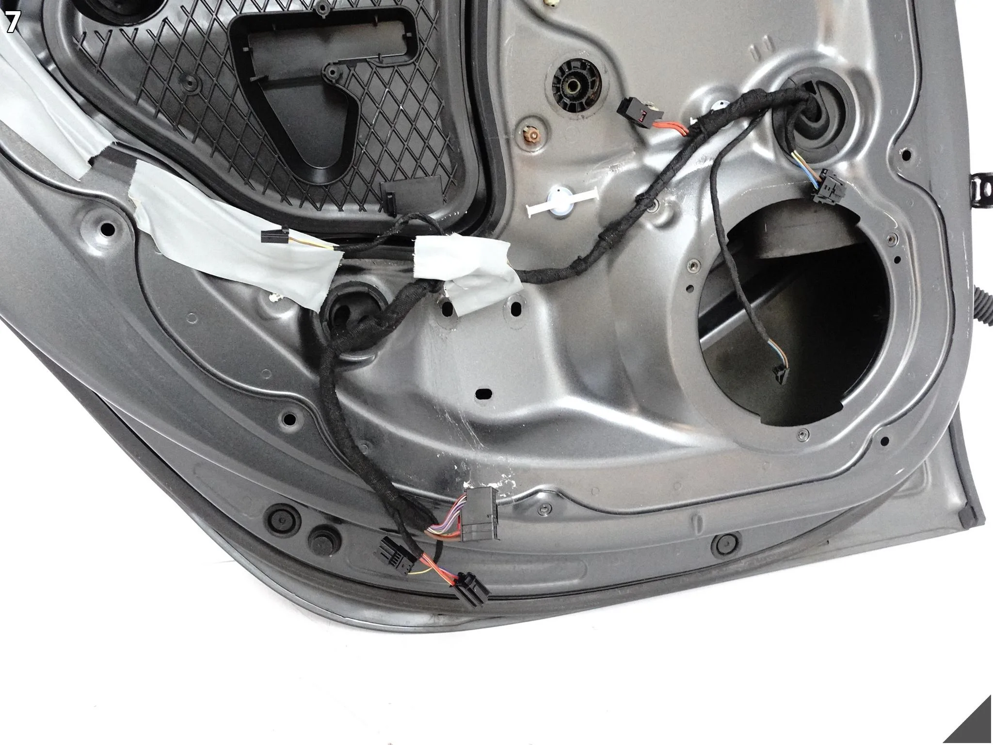 AUDI RS7 S7 A7 4G8 C7 10-18 LIFT DRZWI LEWE TYŁ SZYBA DEMONTAŻ KOLOR I6 AUDI RS7 S7 A7 4G8 C7 10-18 LIFT DRZWI LEWE TYŁ SZYBA DEMONTAŻ KOLOR I6 - obrazek 8
