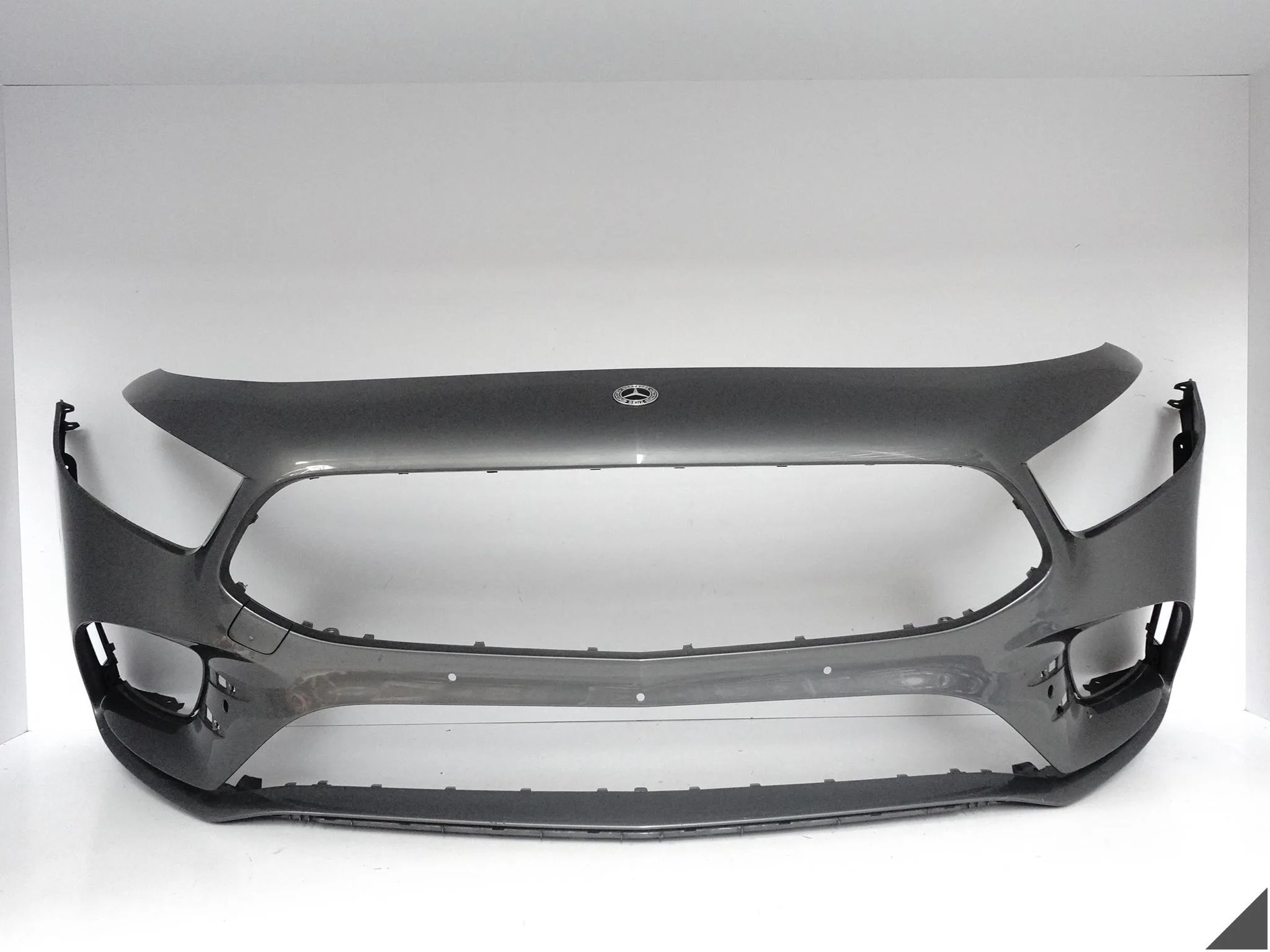 MERCEDES A-KLASA W177 AMG 18-22 ZDERZAK BUMPER + 2X LISTWA PRZÓD (6XPDC) MERCEDES A-KLASA W177 AMG 18-22 ZDERZAK BUMPER + 2X LISTWA PRZÓD (6XPDC)