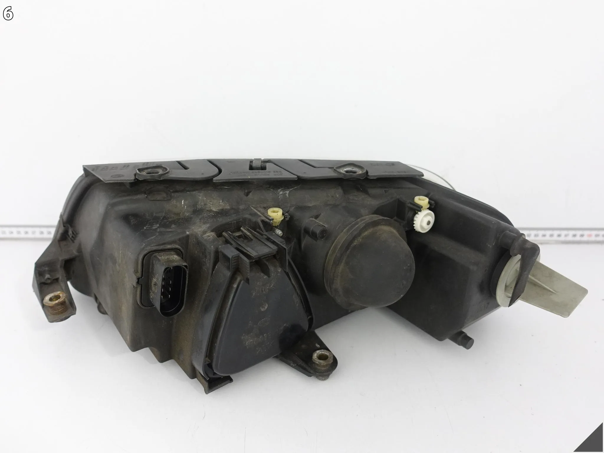 VW PASSAT 3B0 B5 LIFT 00-05 LAMPA ZWYKŁA HALOGEN PRAWA PRZÓD EUROPA HELLA VW PASSAT 3B0 B5 LIFT 00-05 LAMPA ZWYKŁA HALOGEN PRAWA PRZÓD EUROPA HELLA - obrazek 7