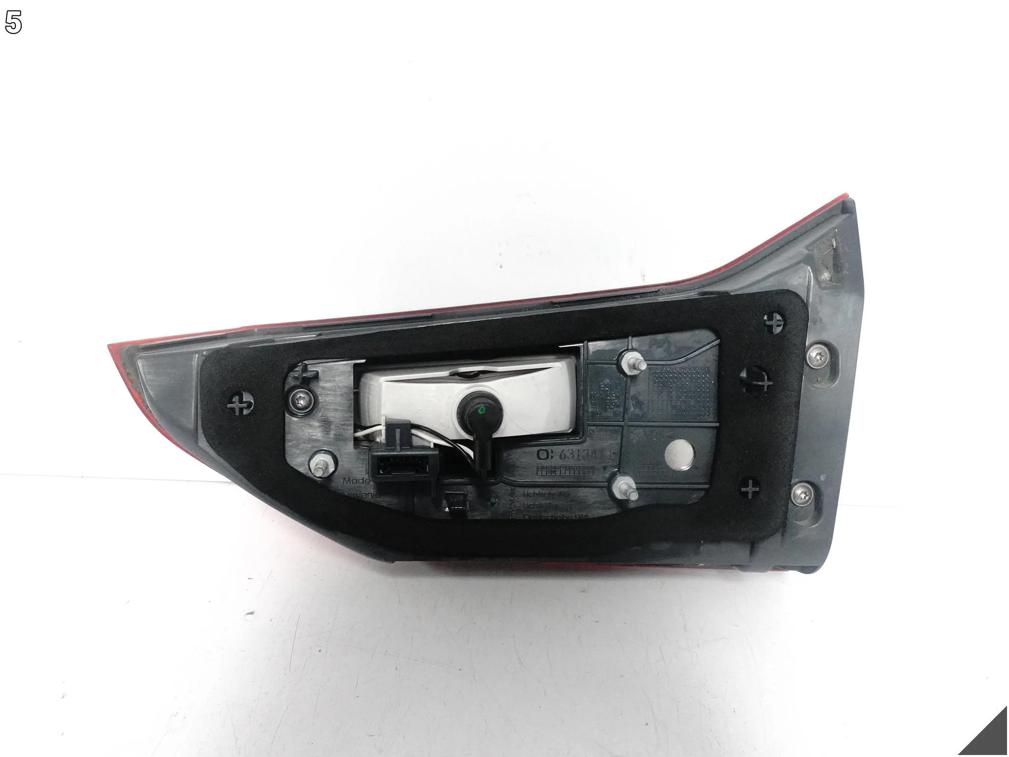 BMW 5 G31 TOURING KOMBI 17-20 LAMPA LED W KLAPĘ BAGAŻNIKA LEWA TYŁ EU BMW 5 G31 TOURING KOMBI 17-20 LAMPA LED W KLAPĘ BAGAŻNIKA LEWA TYŁ EU - obrazek 6