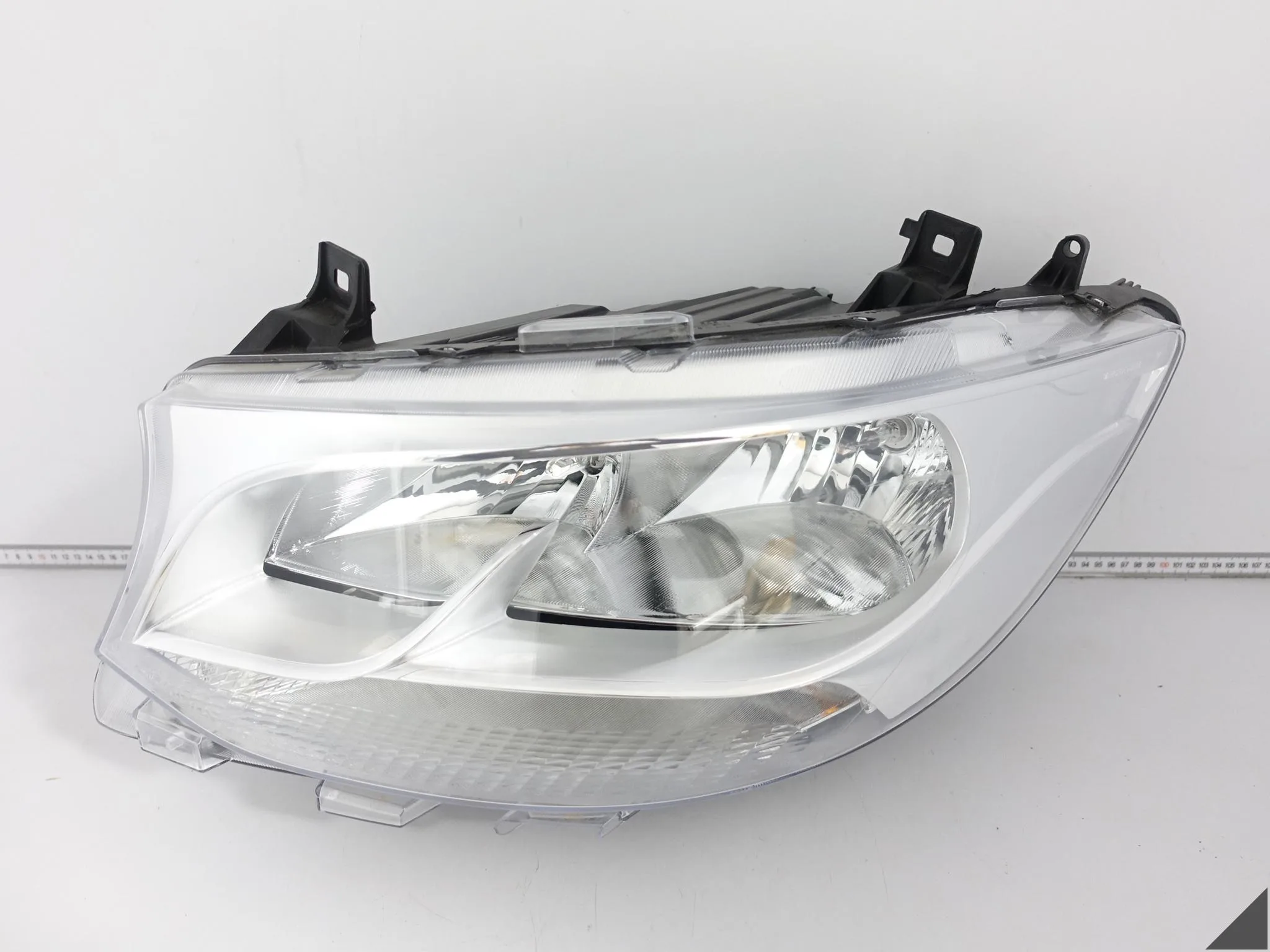 MERCEDES SPRINTER III 3 W910 W907 18-25 LAMPA ZWYKŁA HALOGEN LEWA PRZÓD EU MERCEDES SPRINTER III 3 W910 W907 18-25 LAMPA ZWYKŁA HALOGEN LEWA PRZÓD EU