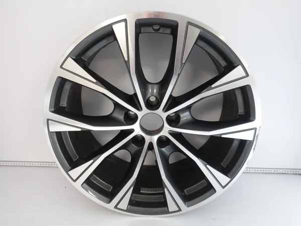 AUDI A6 S-LINE 4P0 C9 AVANT SEDAN FELGA 25- 8,5Jx19 ET40 5×112 AUDI A6 S-LINE 4P0 C9 AVANT SEDAN FELGA 25- 8,5Jx19 ET40 5x112